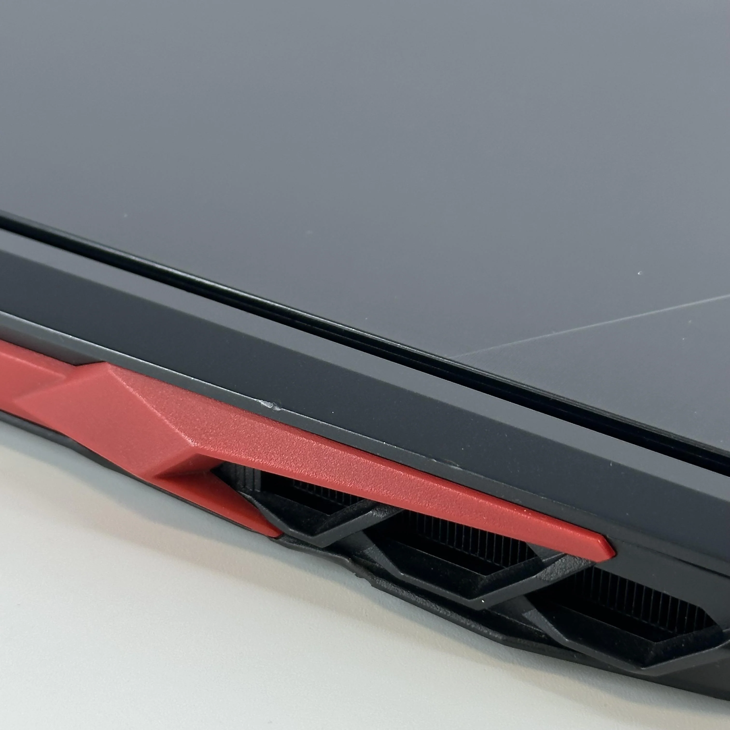 Acer Nitro 5 15.6 Black 2.5 GHz Intel Core i5 10th Gen. 16GB RAM 1TB Solid State Drive 256GB Solid State Drive NVIDIA GeForce RTX 3050 4 GB - Image 13