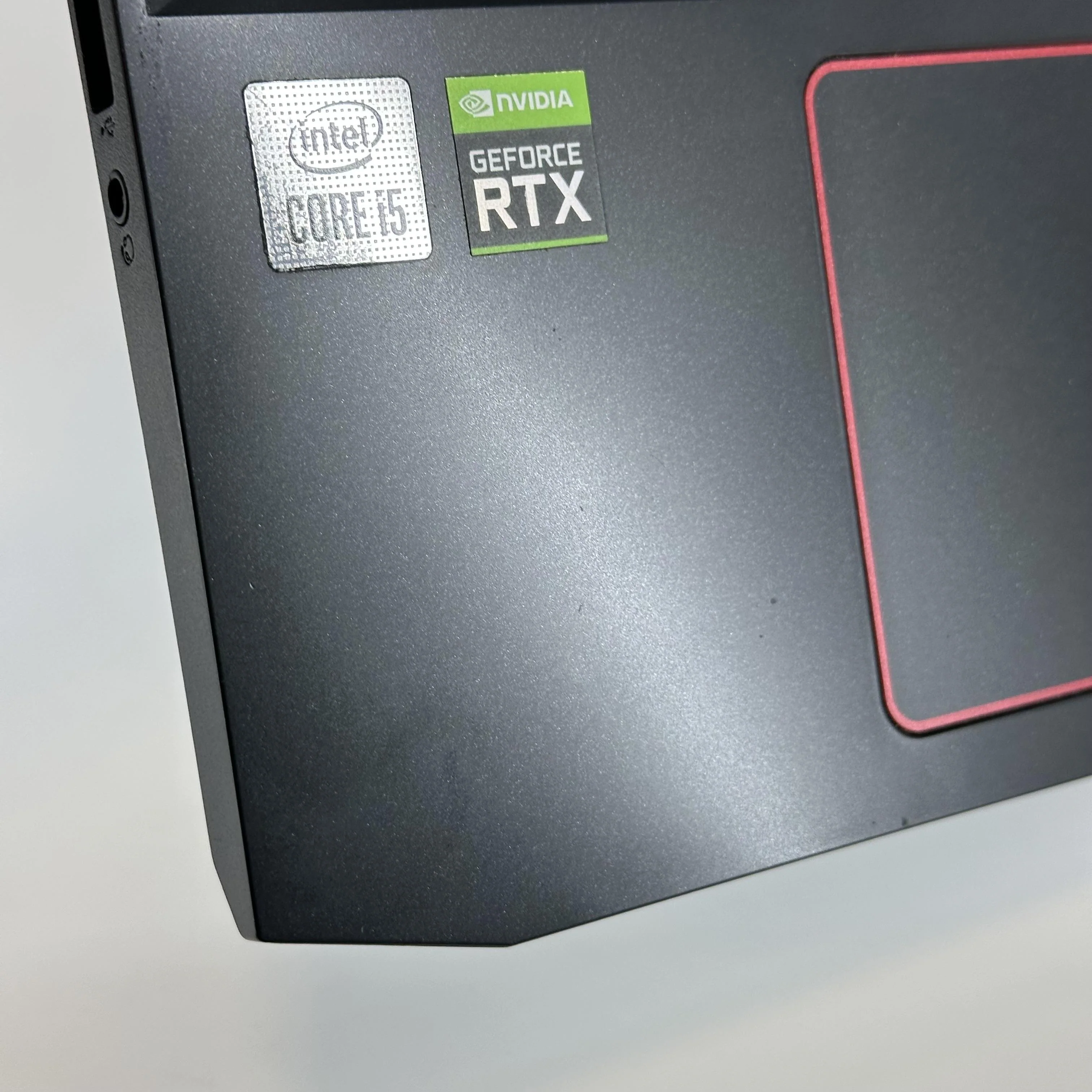 Acer Nitro 5 15.6 Black 2.5 GHz Intel Core i5 10th Gen. 16GB RAM 1TB Solid State Drive 256GB Solid State Drive NVIDIA GeForce RTX 3050 4 GB - Image 4