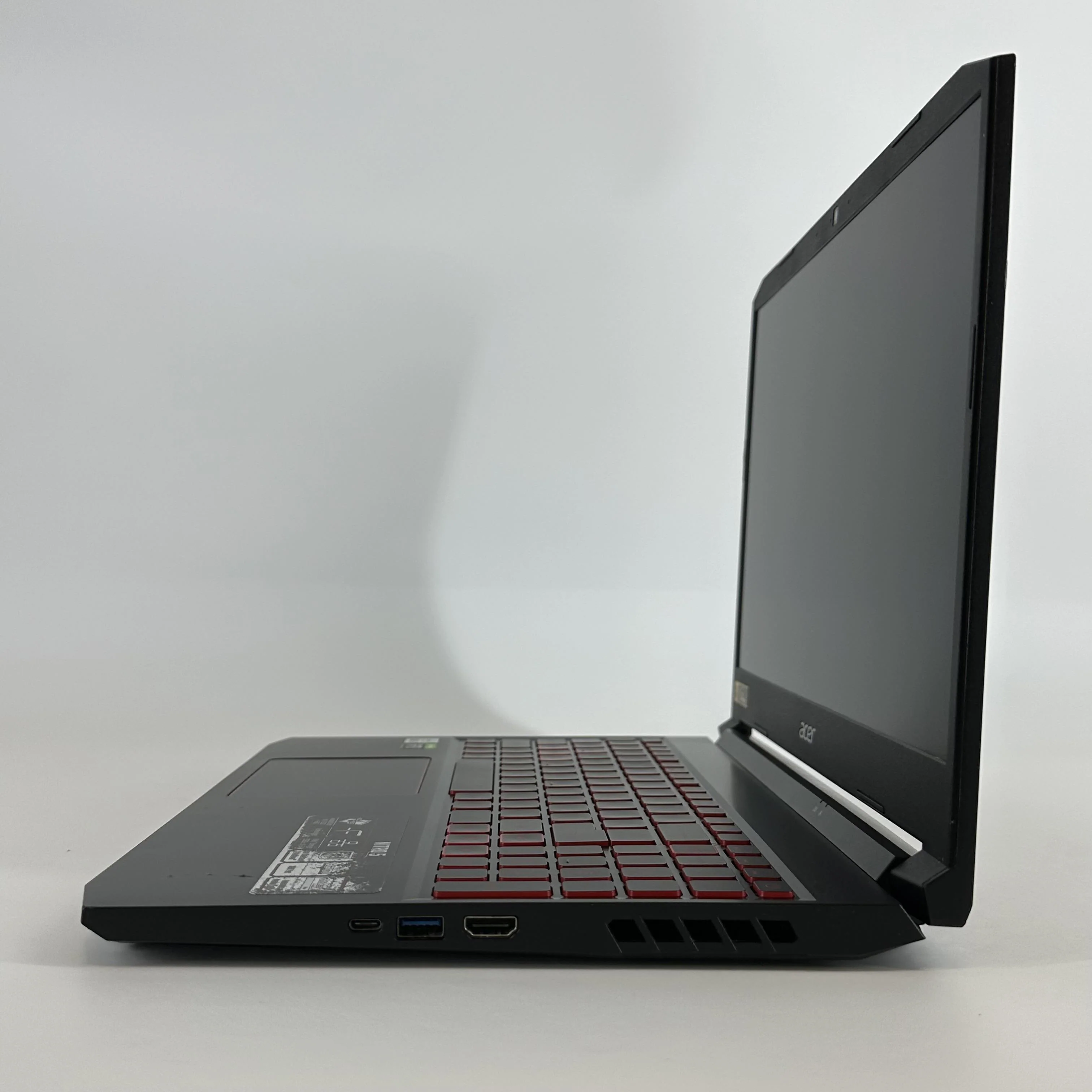 Acer Nitro 5 15.6 Black 2.5 GHz Intel Core i5 10th Gen. 16GB RAM 1TB Solid State Drive 256GB Solid State Drive NVIDIA GeForce RTX 3050 4 GB - Image 8