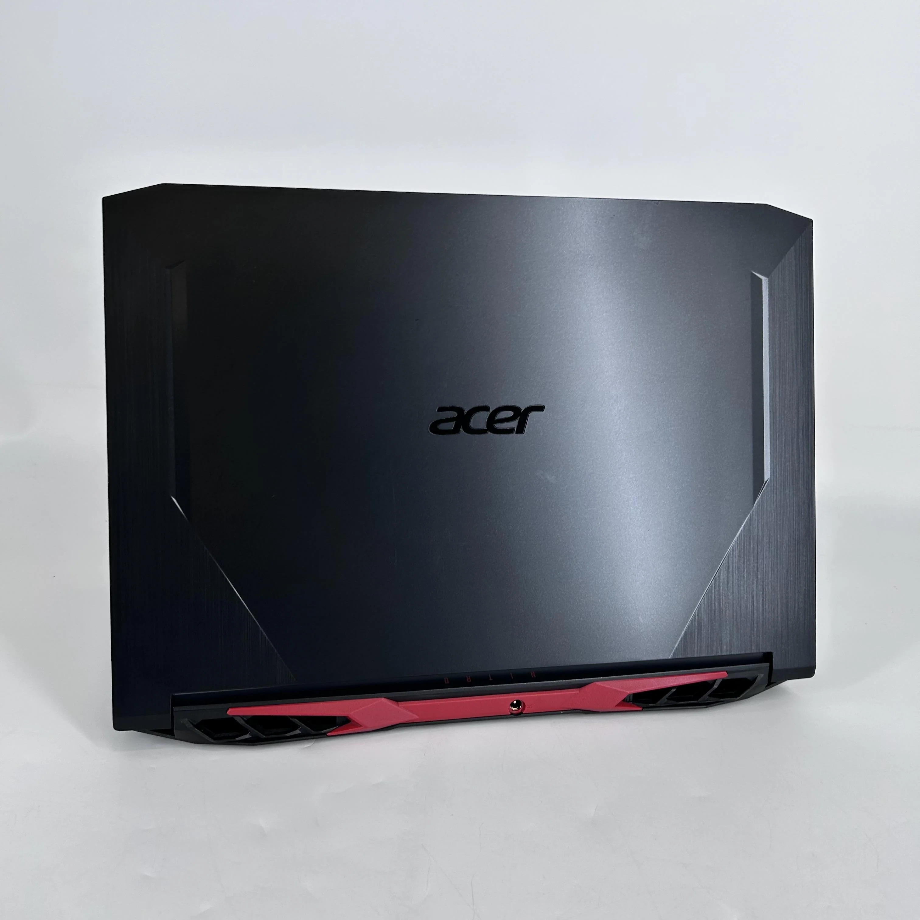 Acer Nitro 5 15.6 Black 2.5 GHz Intel Core i5 10th Gen. 8GB RAM 512GB Solid State Drive NVIDIA GeForce GTX 1650 4 GB - Image 10