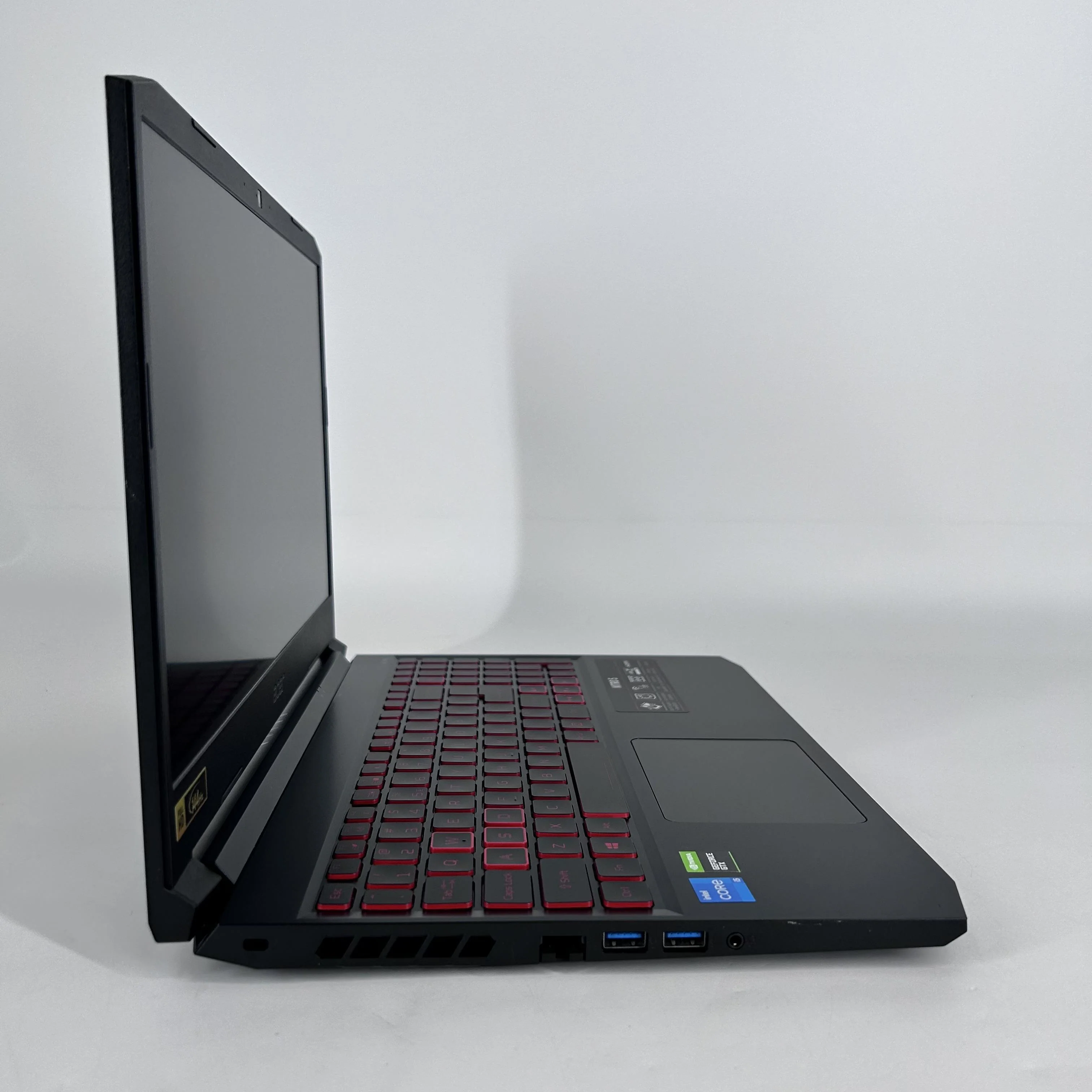Acer Nitro 5 15.6 Black 2.7 GHz Intel Core i5 11th Gen. 8GB RAM 512GB Solid State Drive NVIDIA GeForce GTX 1650 4 GB - Image 3