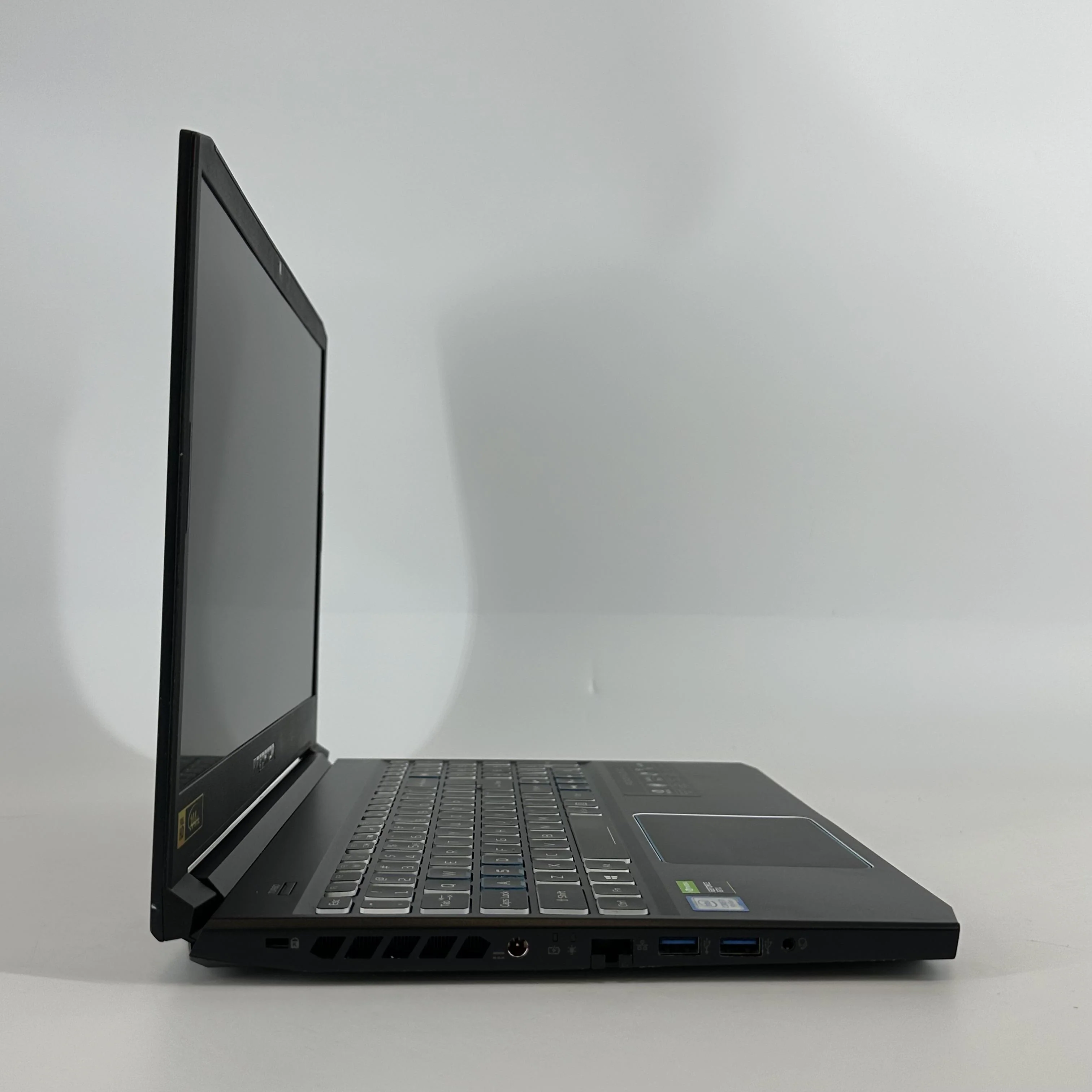 Acer Predator Helios 300 15.6 Blue 2.6 GHz Intel Core i7 9th Gen. 16GB RAM 512GB Solid State Drive NVIDIA GeForce GTX 1660 Ti 6 GB - Image 7