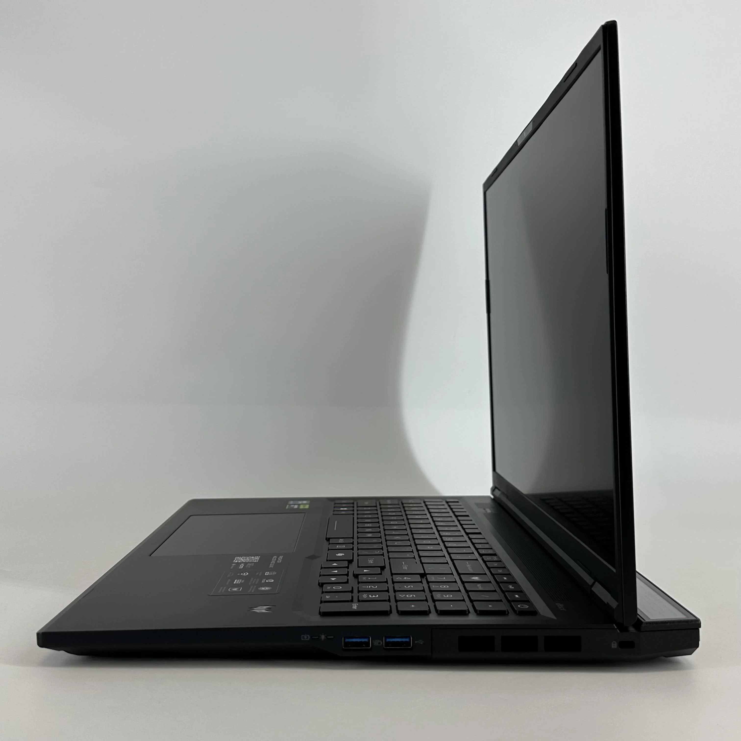 Acer Predator Helios Neo 18 AI 18 Black 2.7 GHz Intel Core Ultra 9 Series 2 32GB RAM 1TB Solid State Drive 1TB Solid State Drive NVIDIA GeForce RTX 5070 Ti 12 GB - Image 3