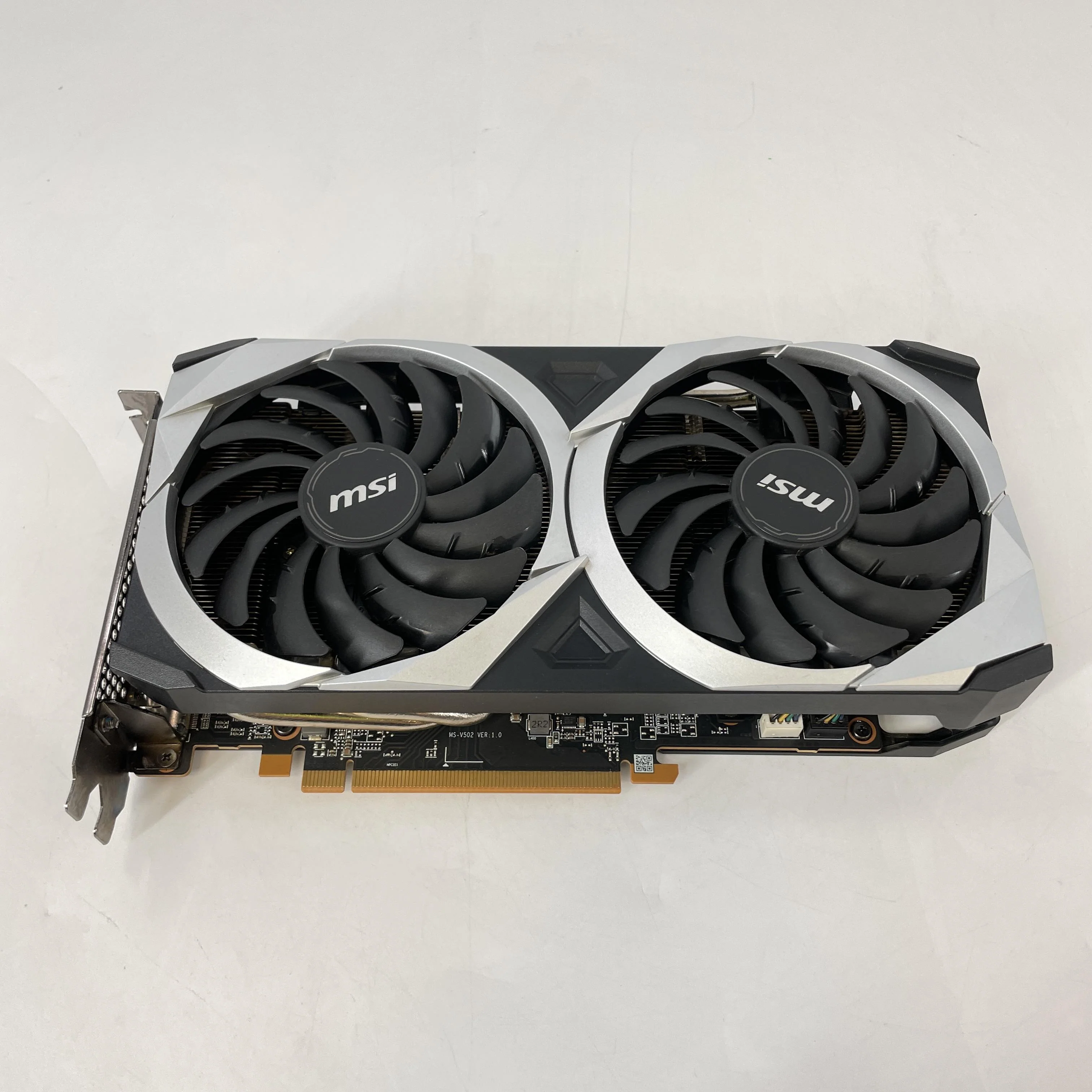 AMD Radeon RX 6650 XT 8GB RAM