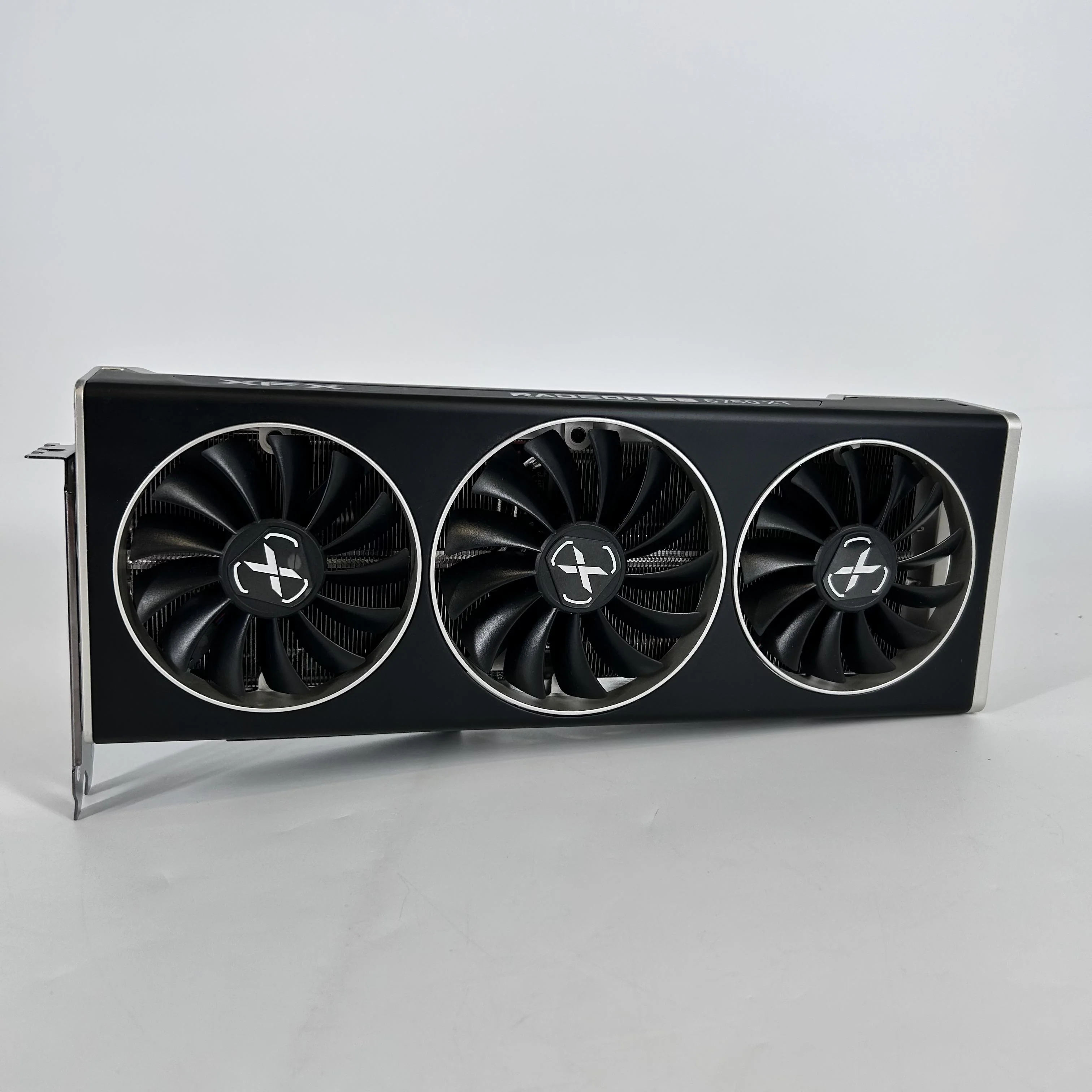AMD Radeon RX 6750 XT 12GB RAM - Image 2