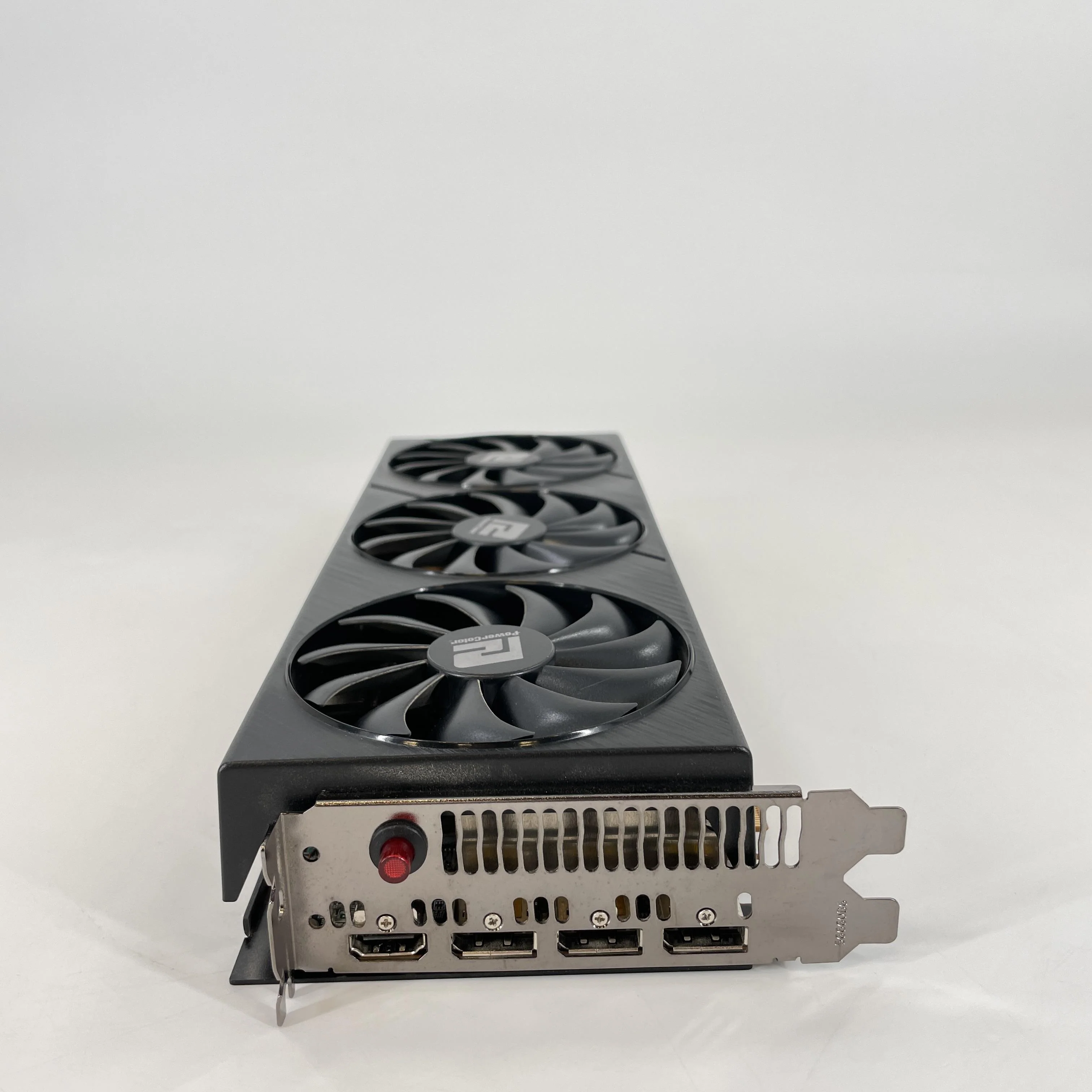 AMD Radeon RX 6800 16GB RAM - Image 4