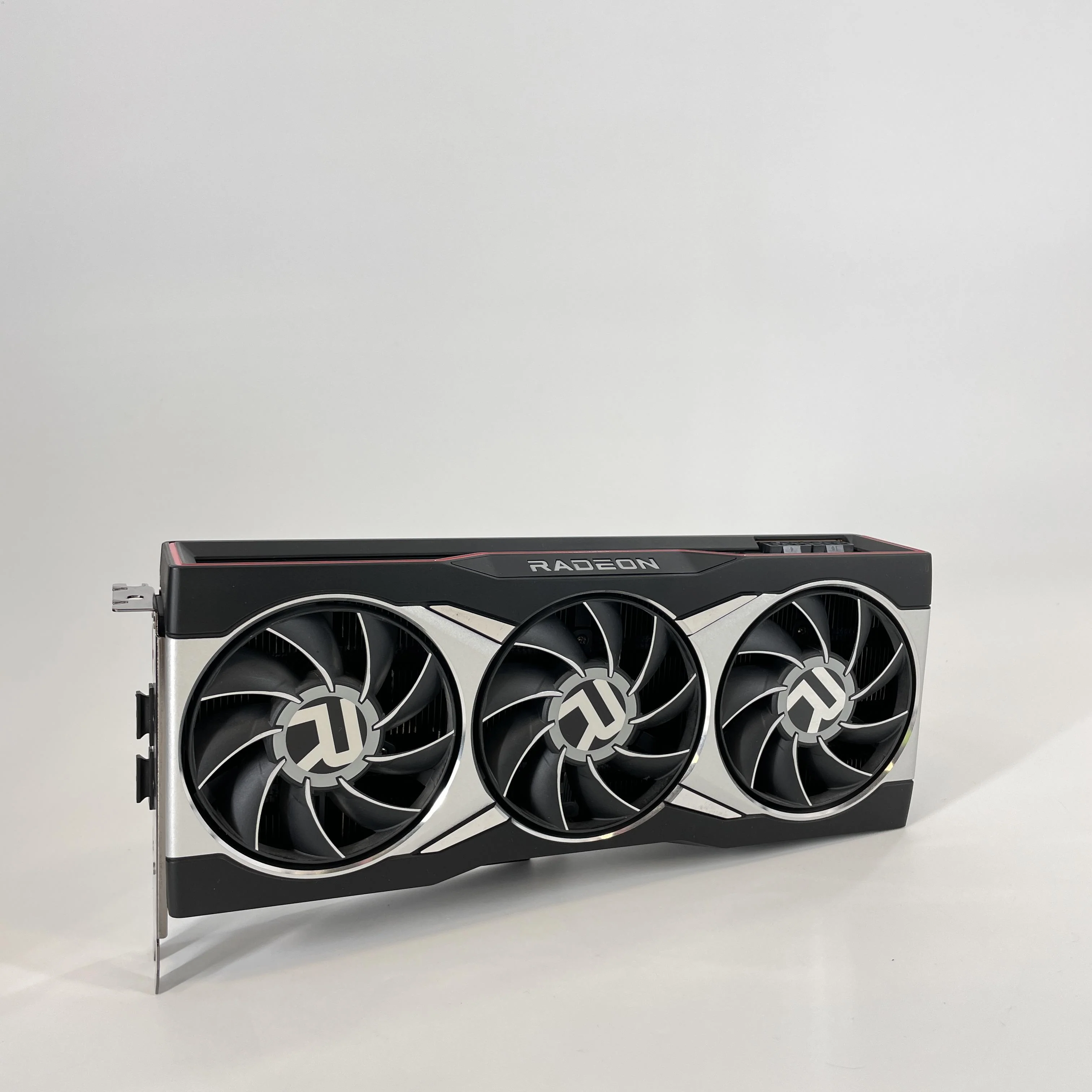 AMD Radeon RX 6800 XT 16GB RAM - Image 2