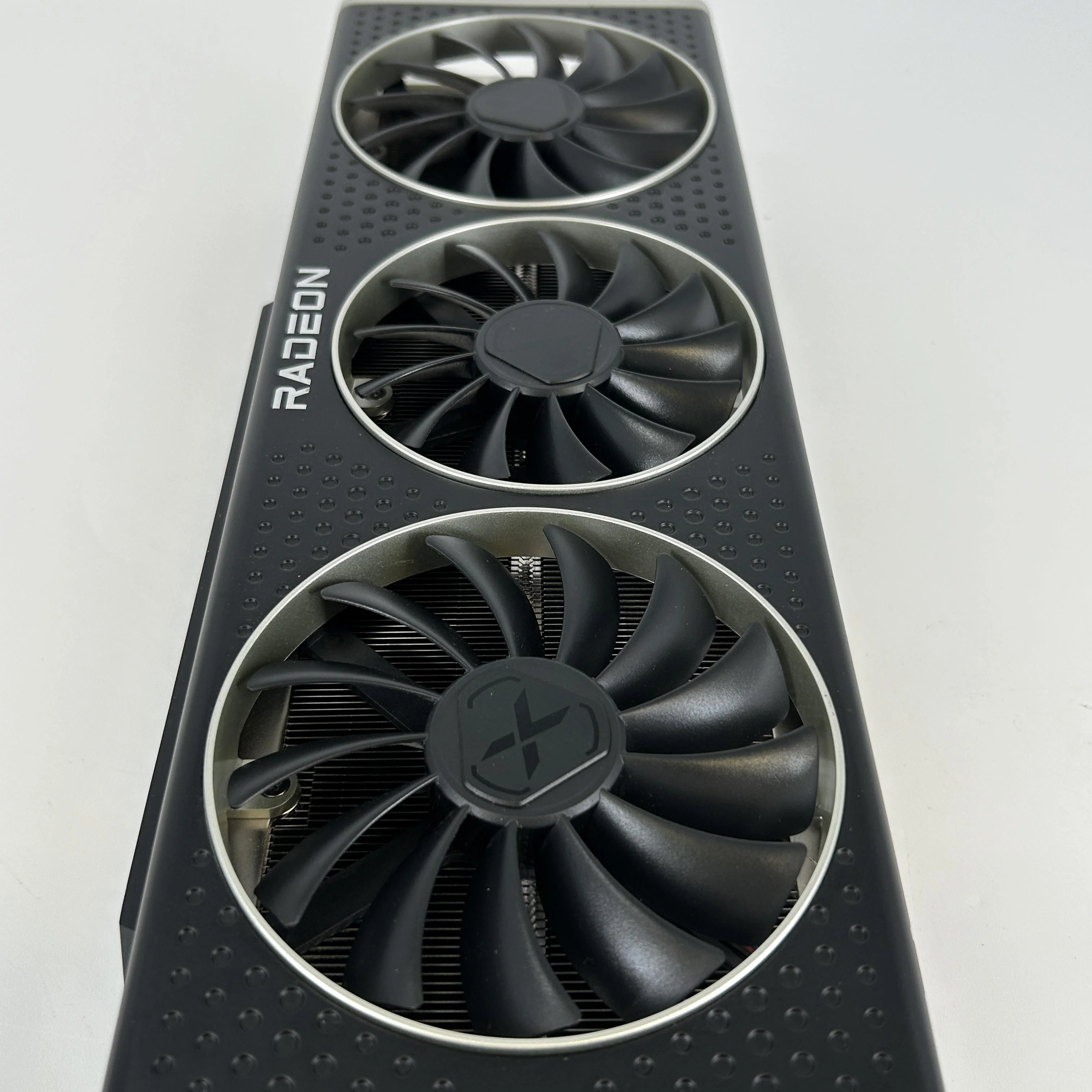 AMD Radeon RX 6950 XT 16GB RAM - Image 2