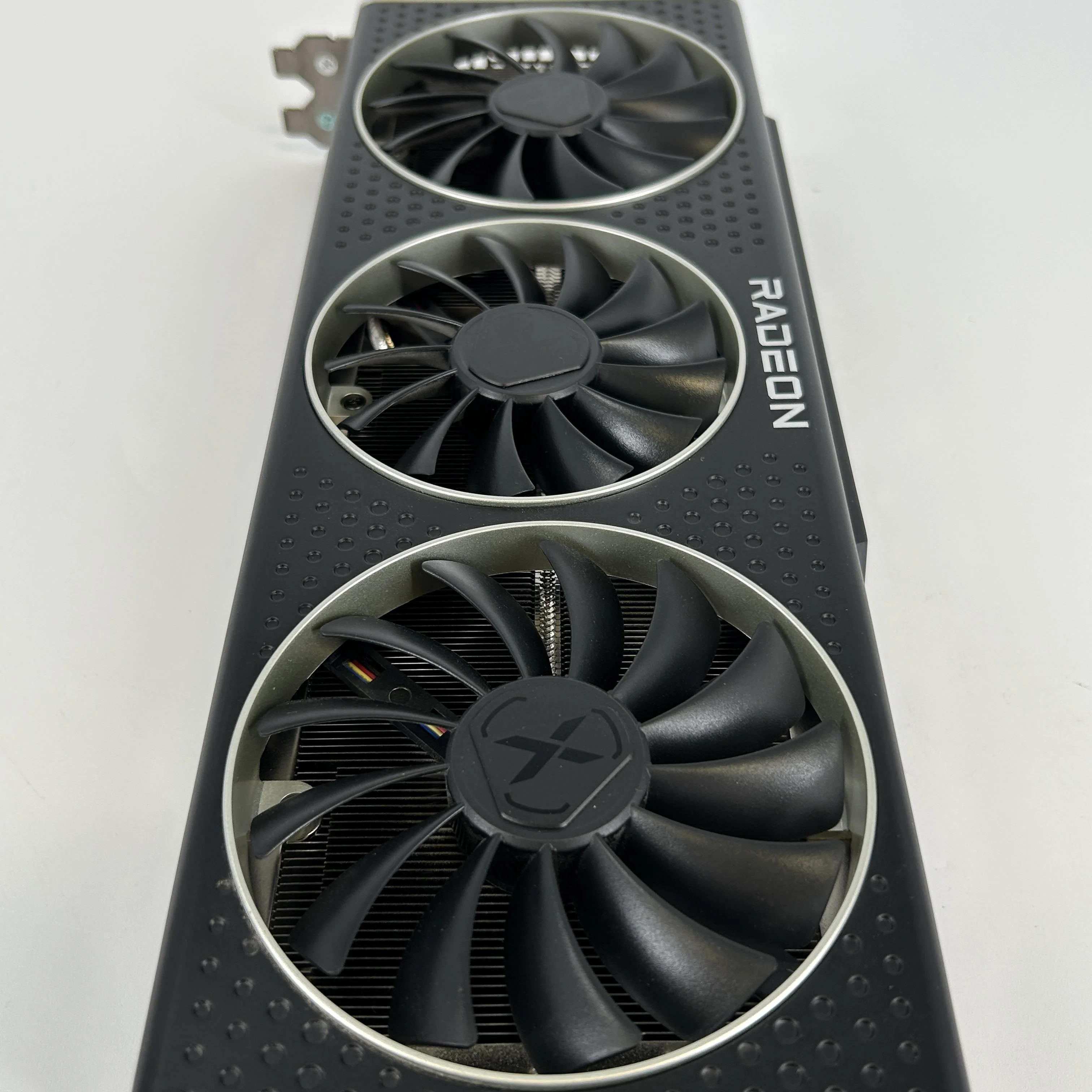 AMD Radeon RX 6950 XT 16GB RAM - Image 3