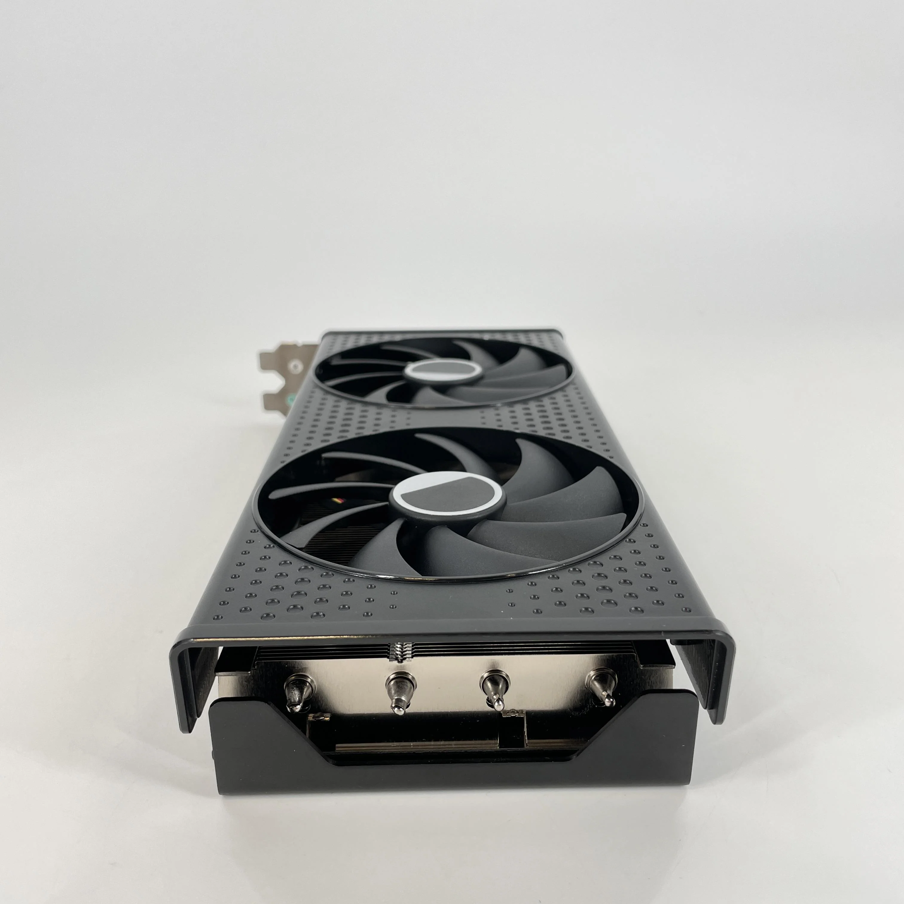 AMD Radeon RX 7600 XT 16GB RAM - Image 6