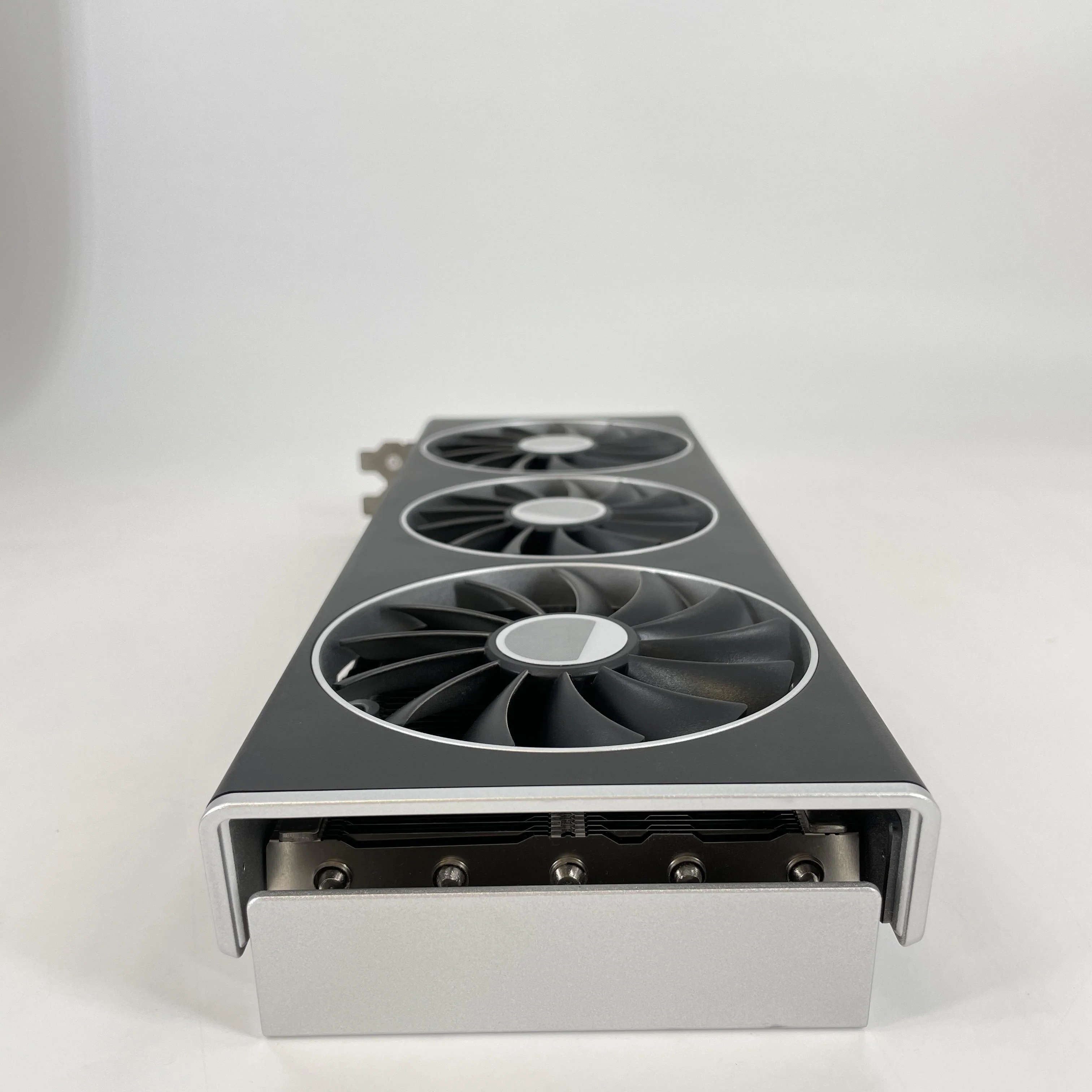 AMD Radeon RX 7800 XT 16GB RAM - Image 6