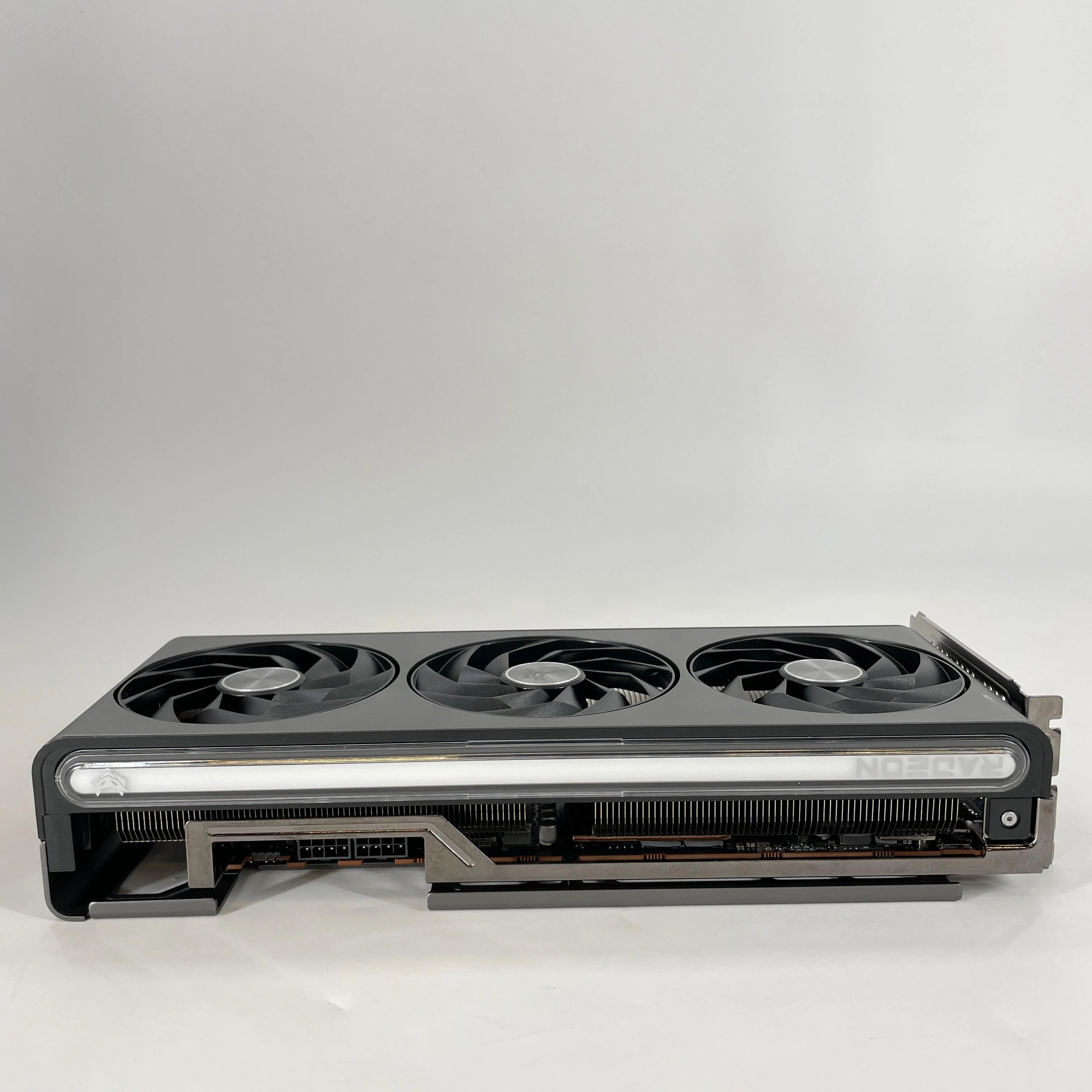 AMD Radeon RX 7800 XT 20GB RAM - Image 8