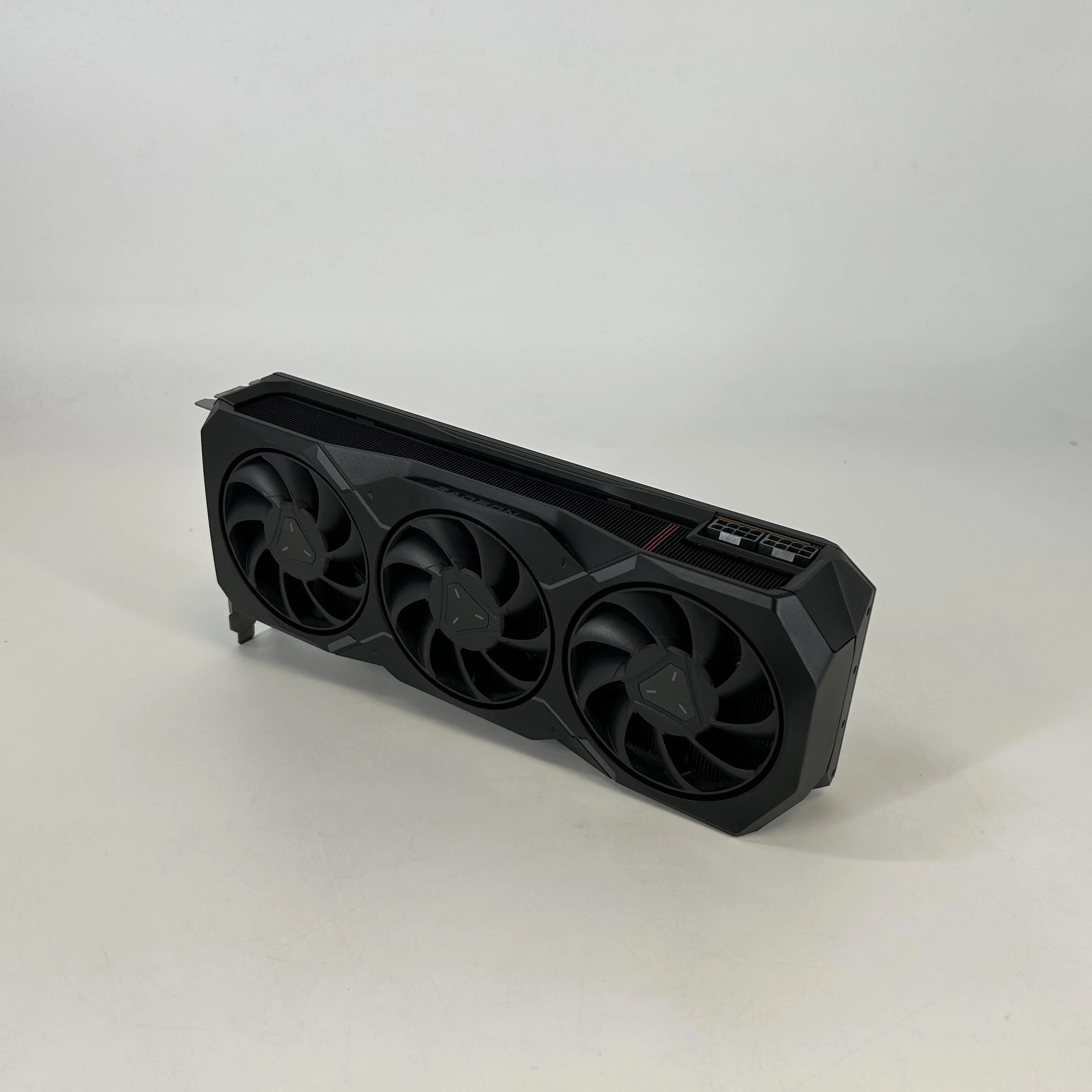AMD Radeon RX 7900 XT 20GB RAM