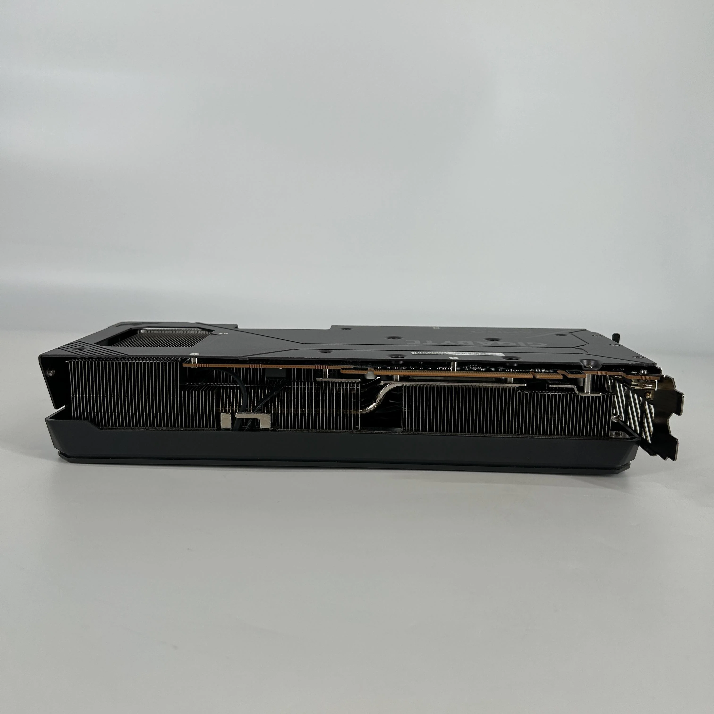 AMD Radeon RX 9070 XT 16GB RAM - Image 8