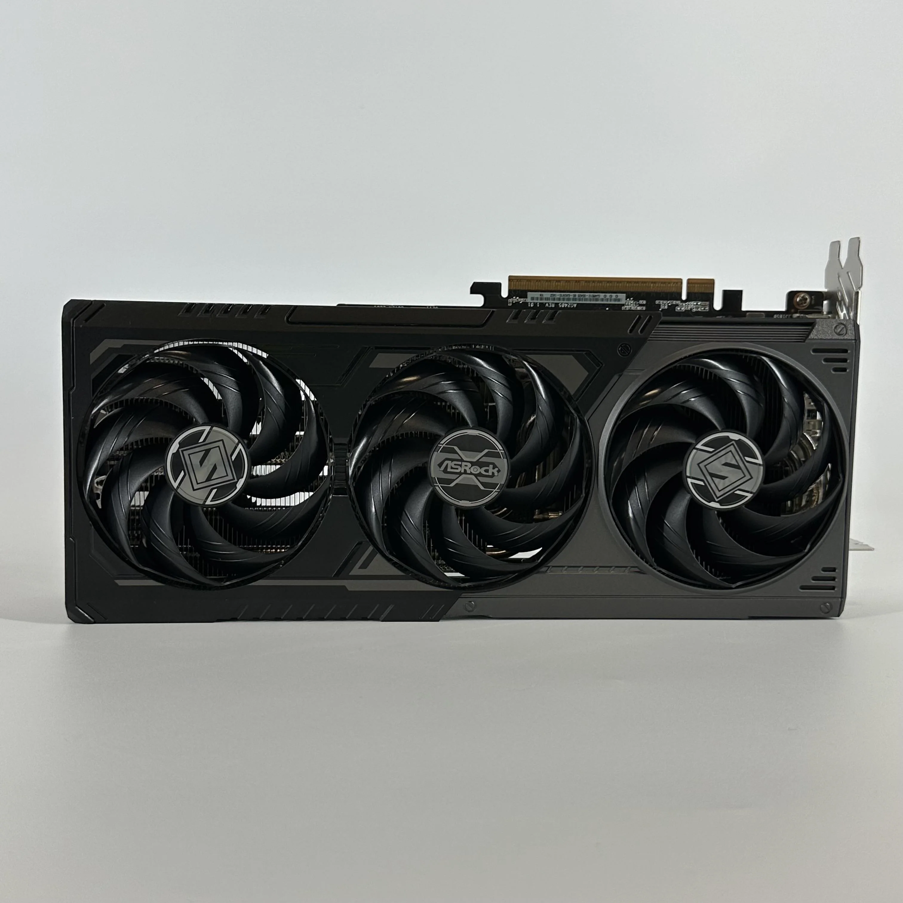 AMD Radeon RX 9070 XT 16GB RAM - Image 2