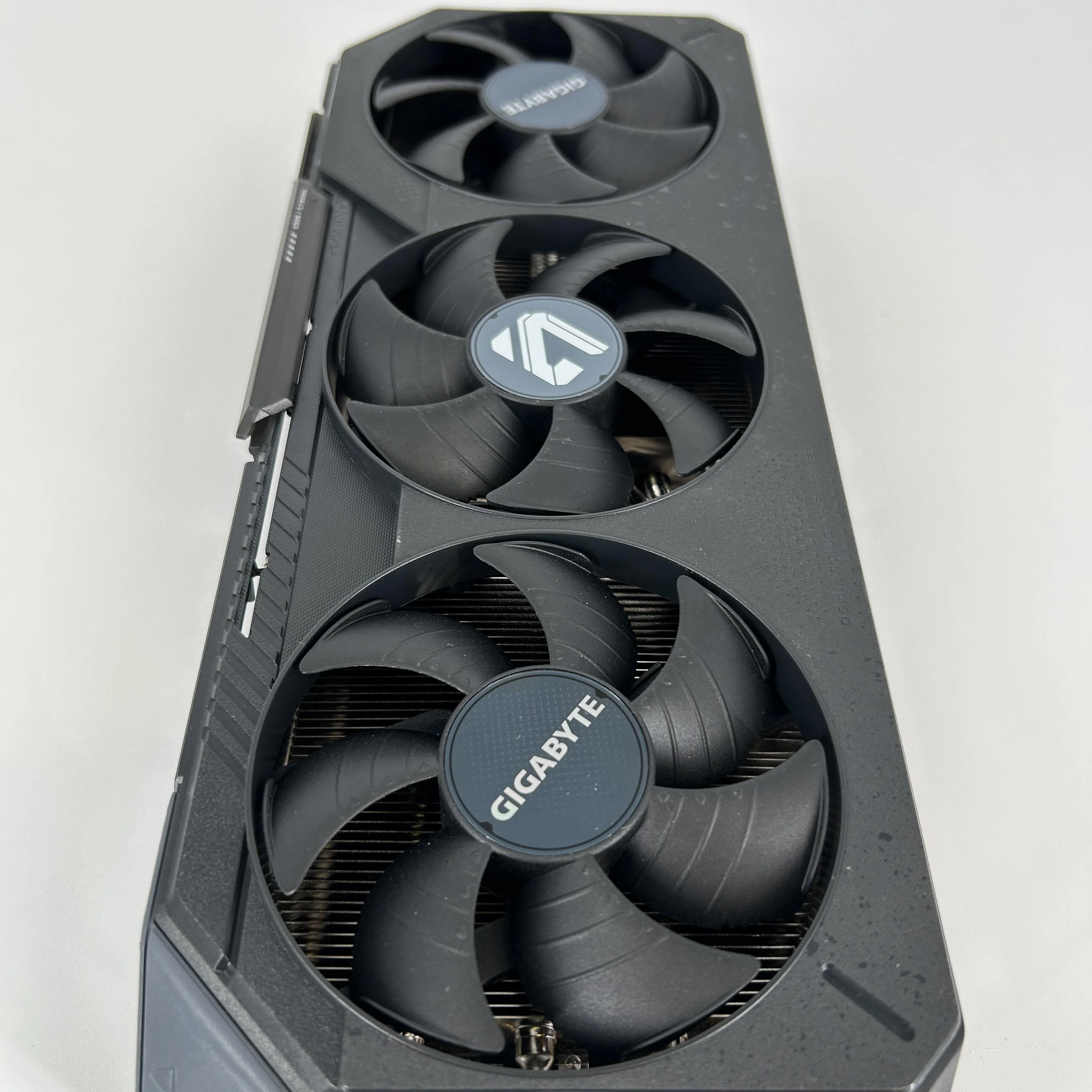 AMD Radeon RX 9070 XT 16GB RAM - Image 3