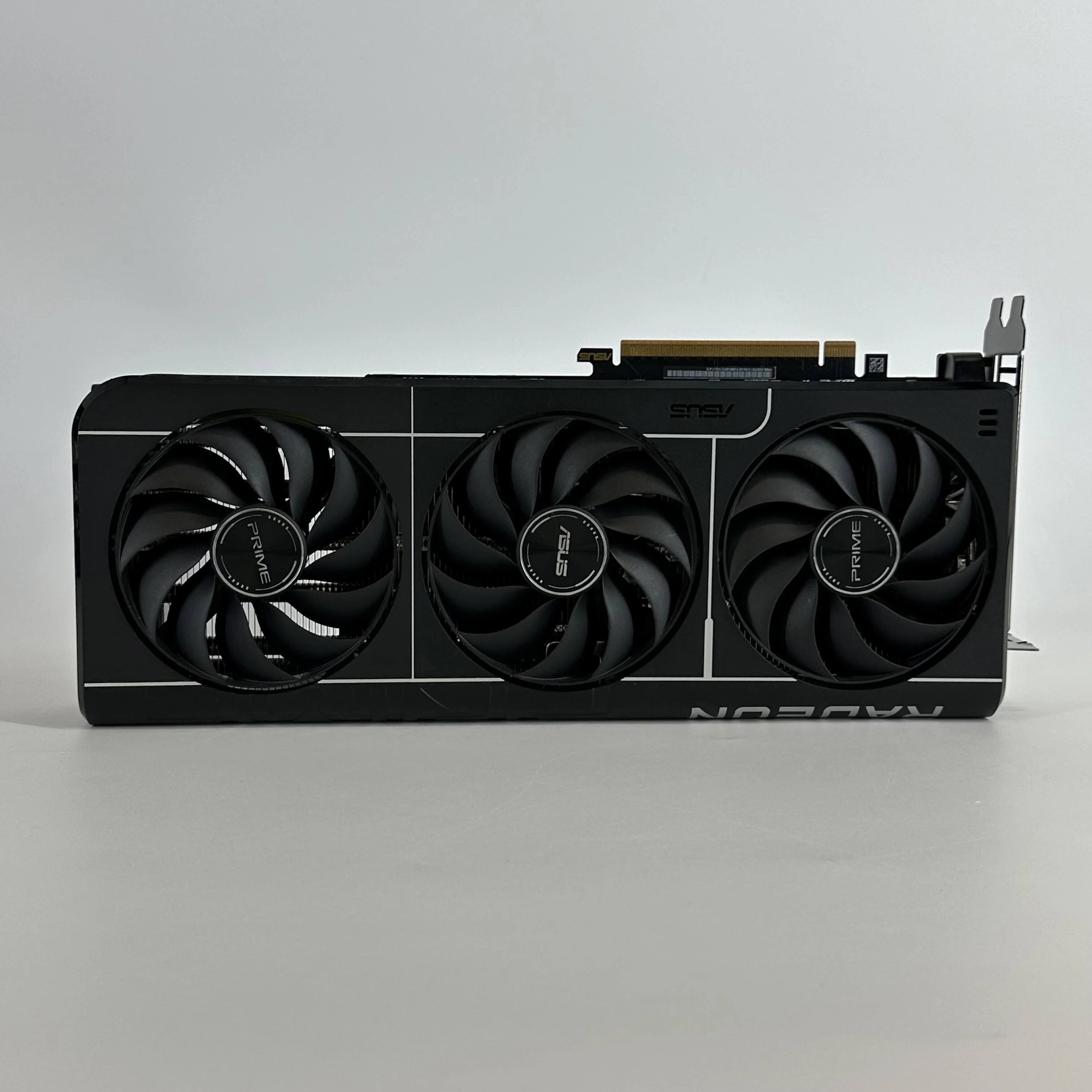 AMD Radeon RX 9070 XT 16GB RAM - Image 3