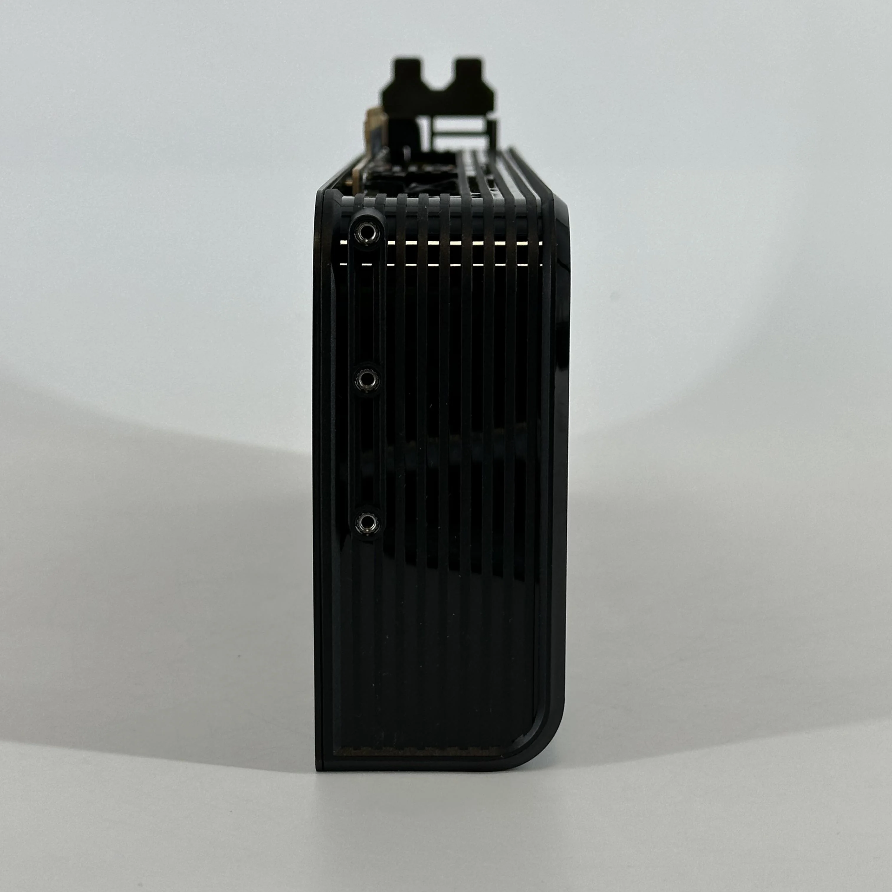 AMD Radeon RX 9070 XT 16GB RAM - Image 5