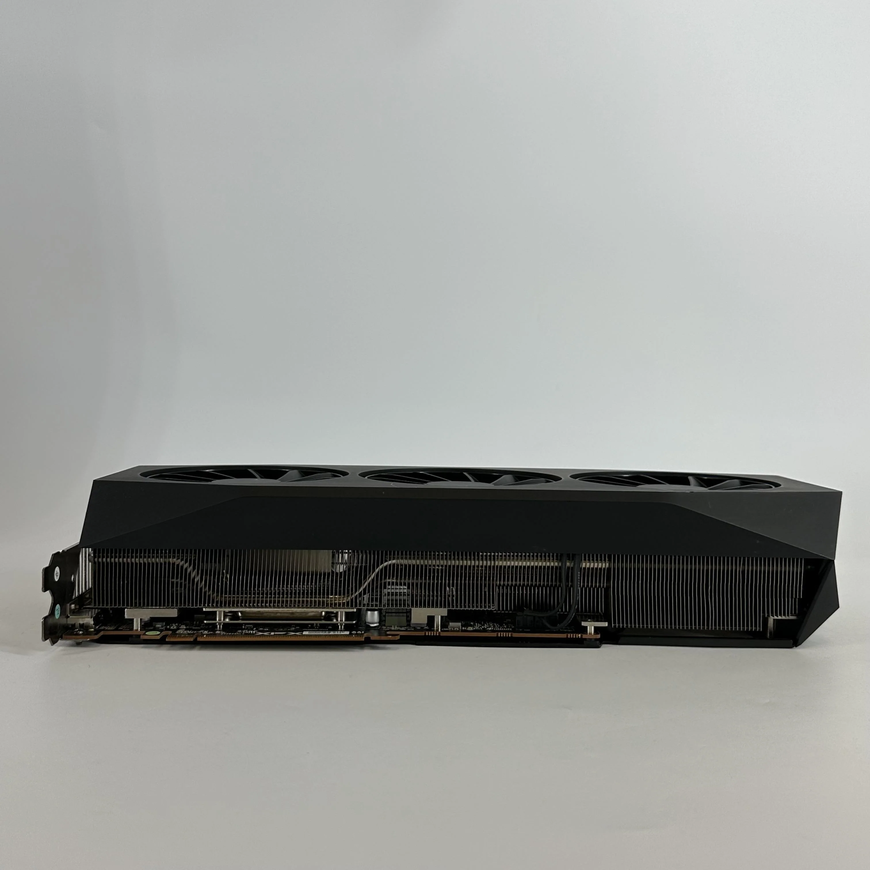 AMD Radeon RX 9070 XT 16GB RAM - Image 8