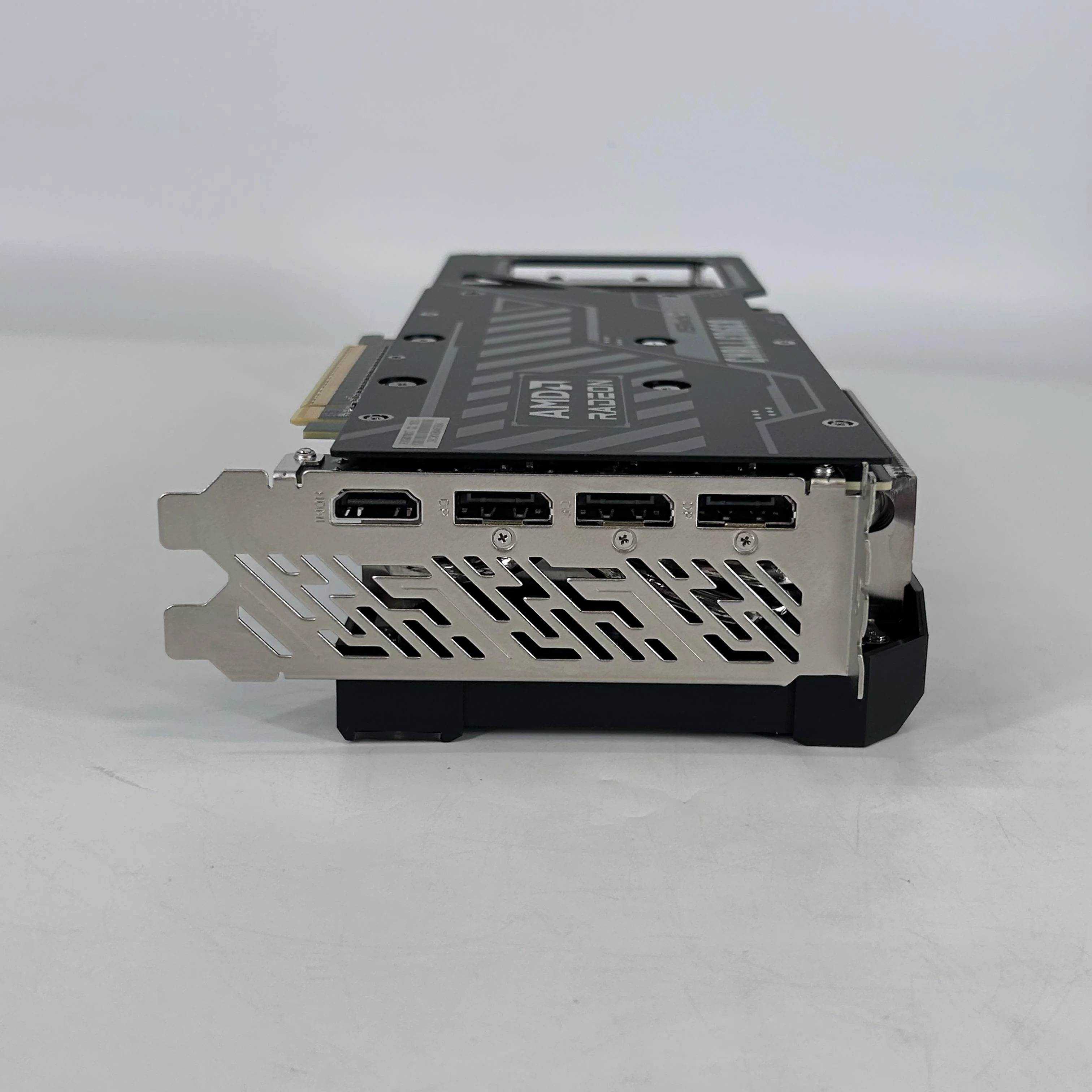 AMD Radeon RX 9070 XT 16GB RAM - Image 5