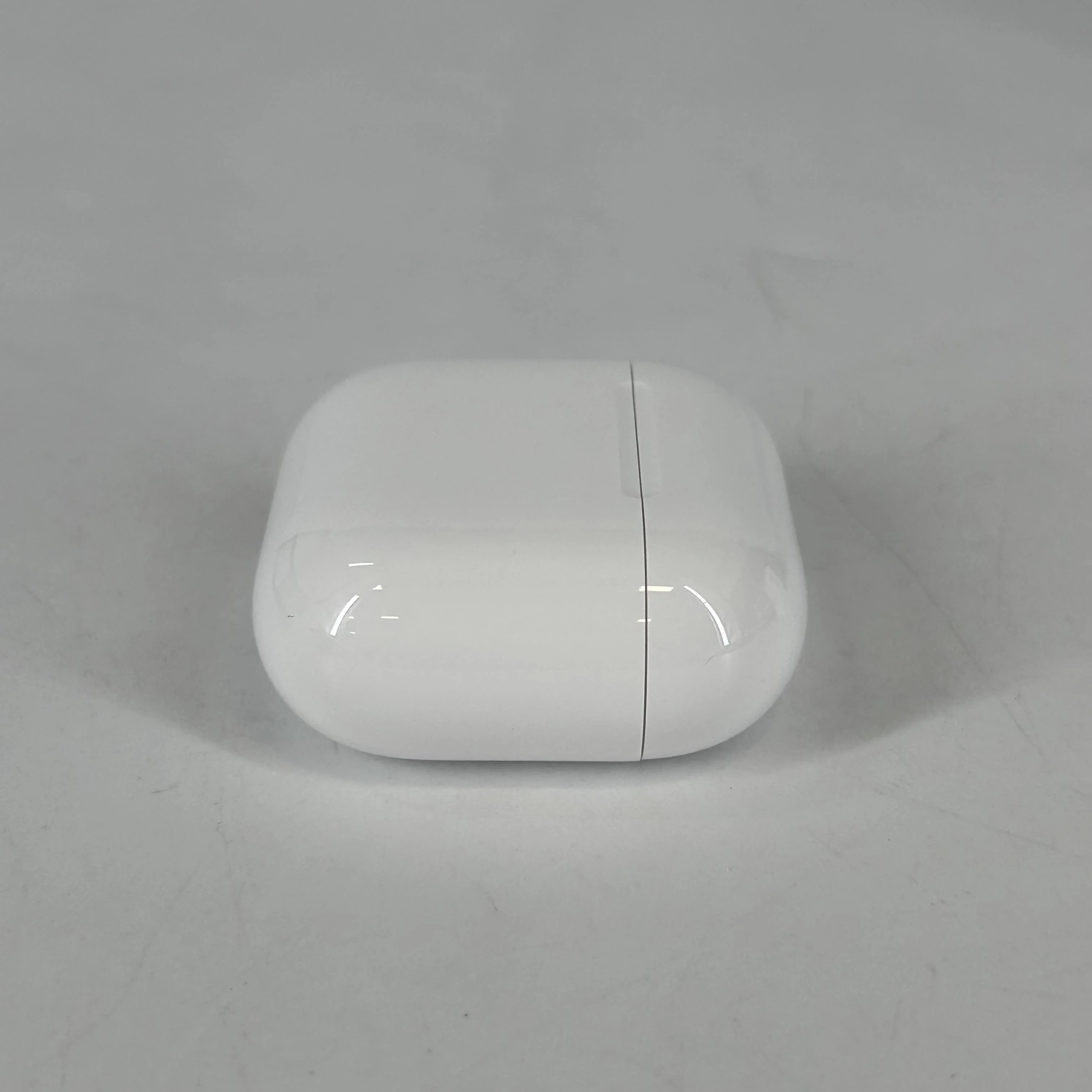Apple AirPods (4th Gen.) USB-C White - Image 6