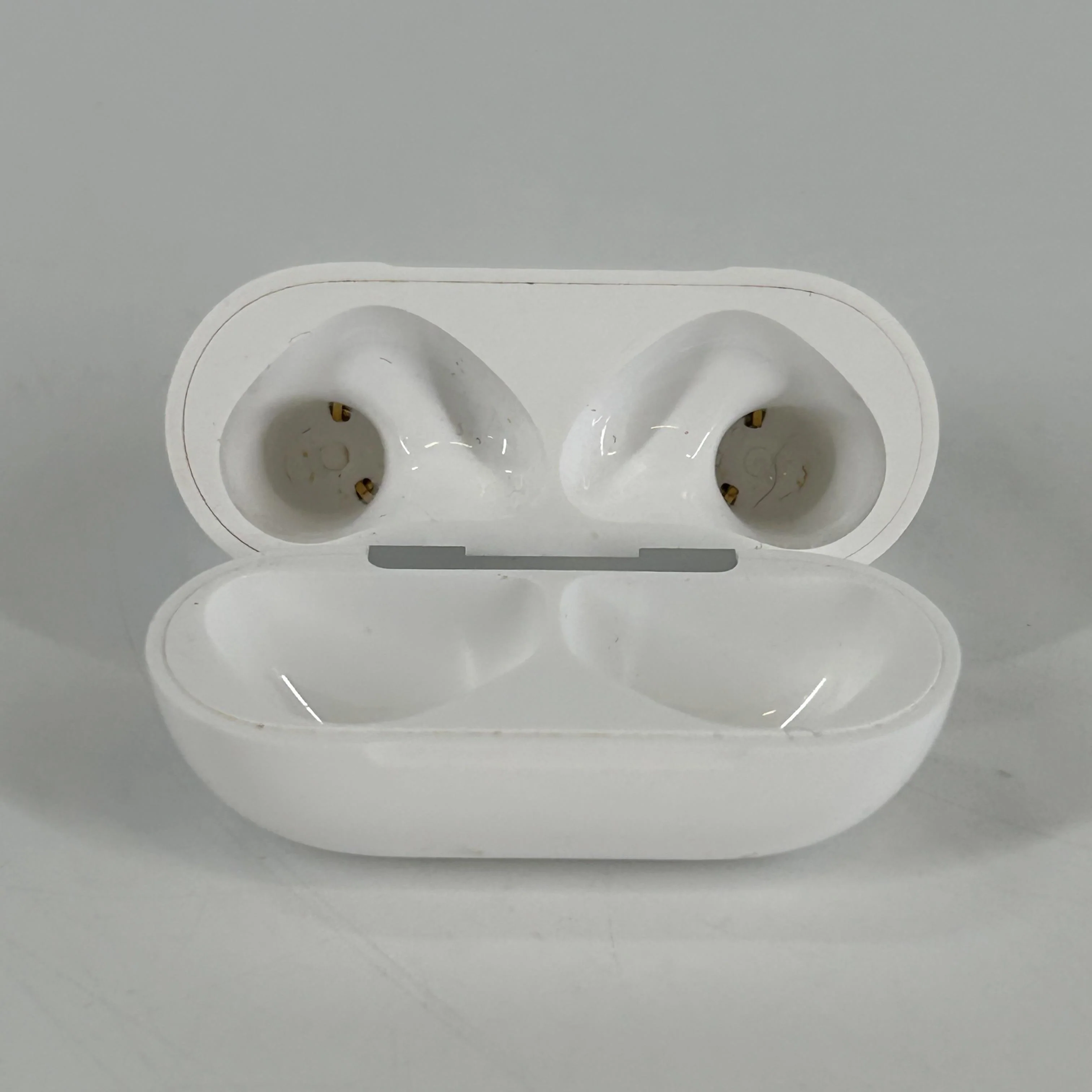 Apple AirPods (4th Gen.) with Active Noise Cancellation USB-C White - Image 9