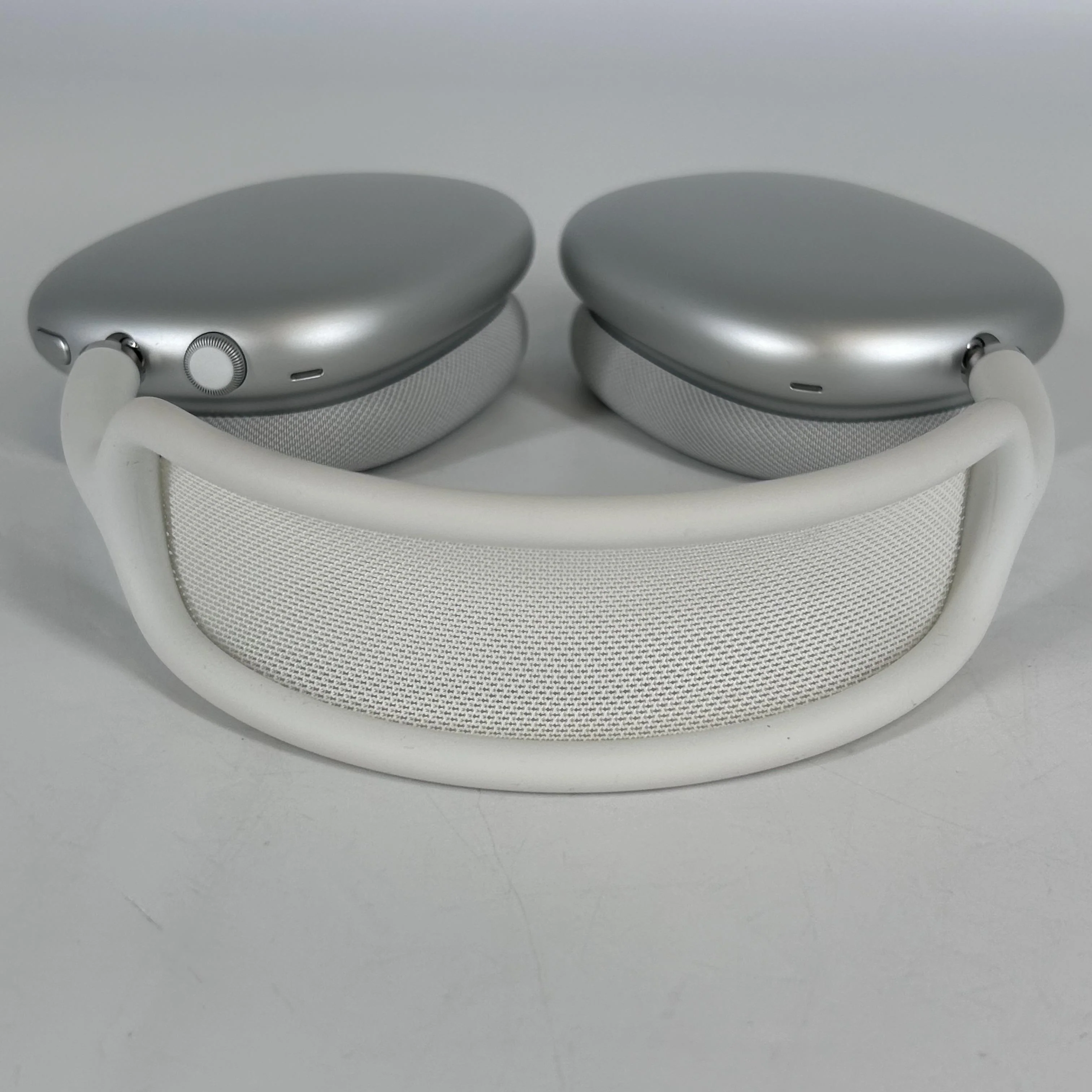 Apple AirPods Max Lightning Silver - Image 13