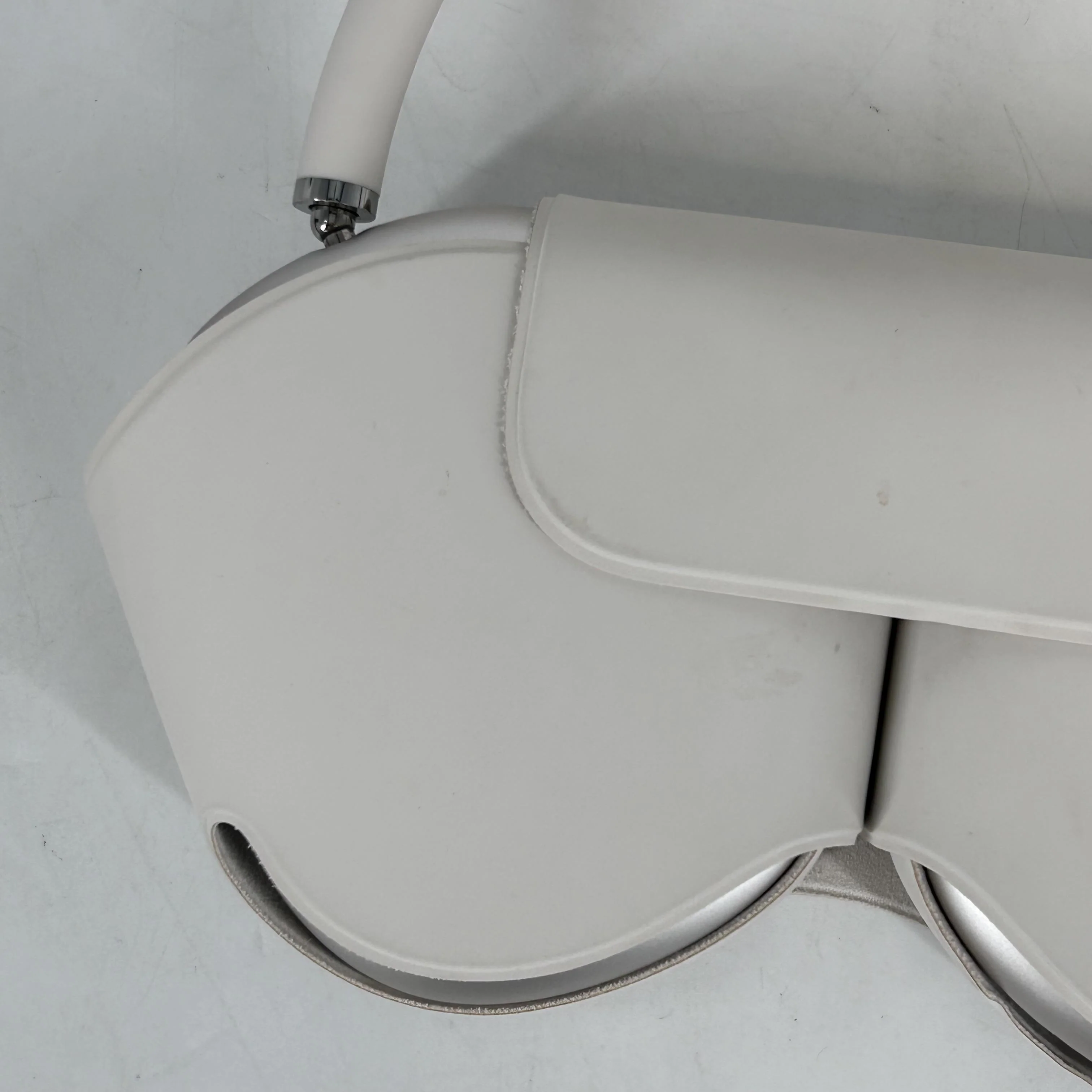 Apple AirPods Max USB-C Gold - Image 13