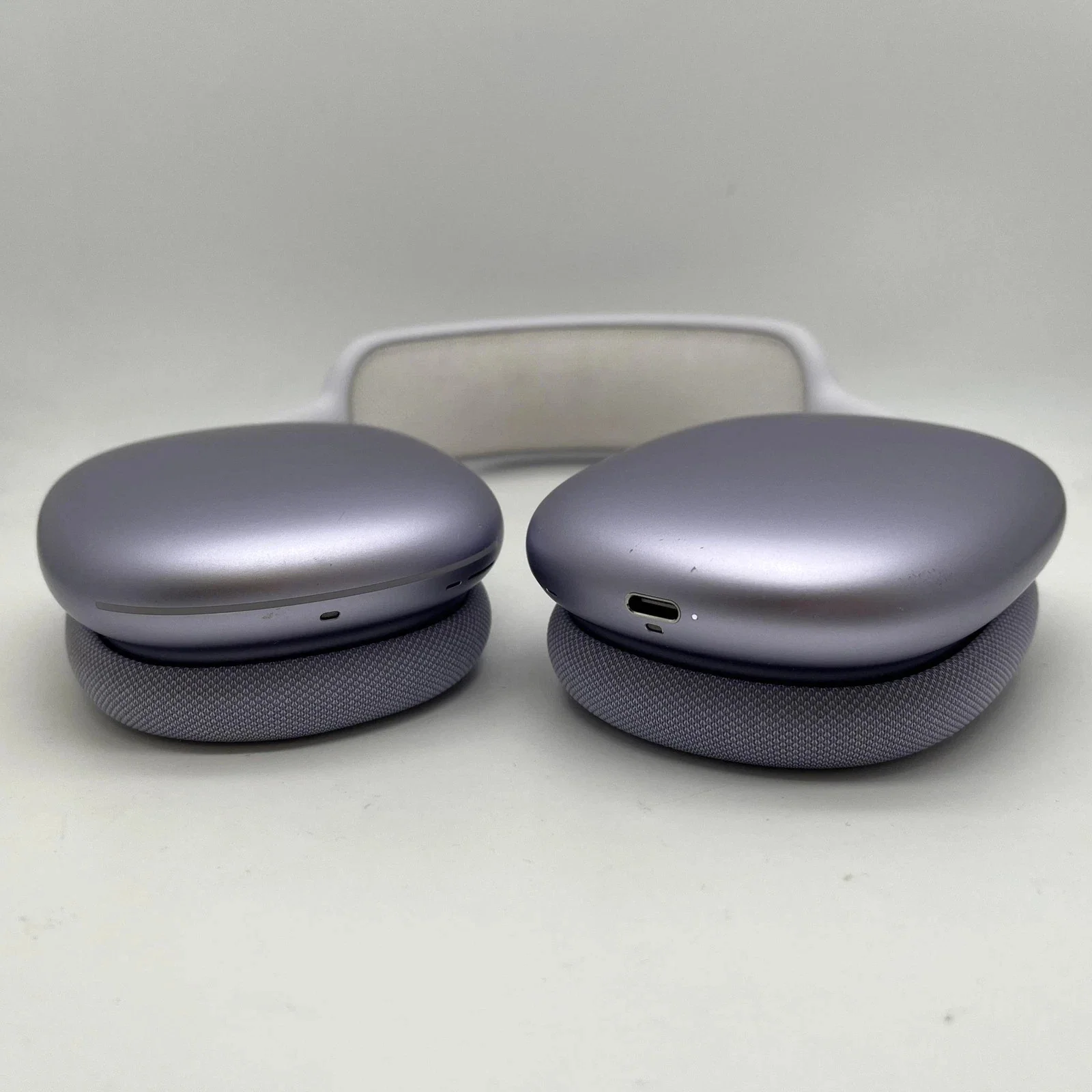 Apple AirPods Max USB-C Purple - Image 3