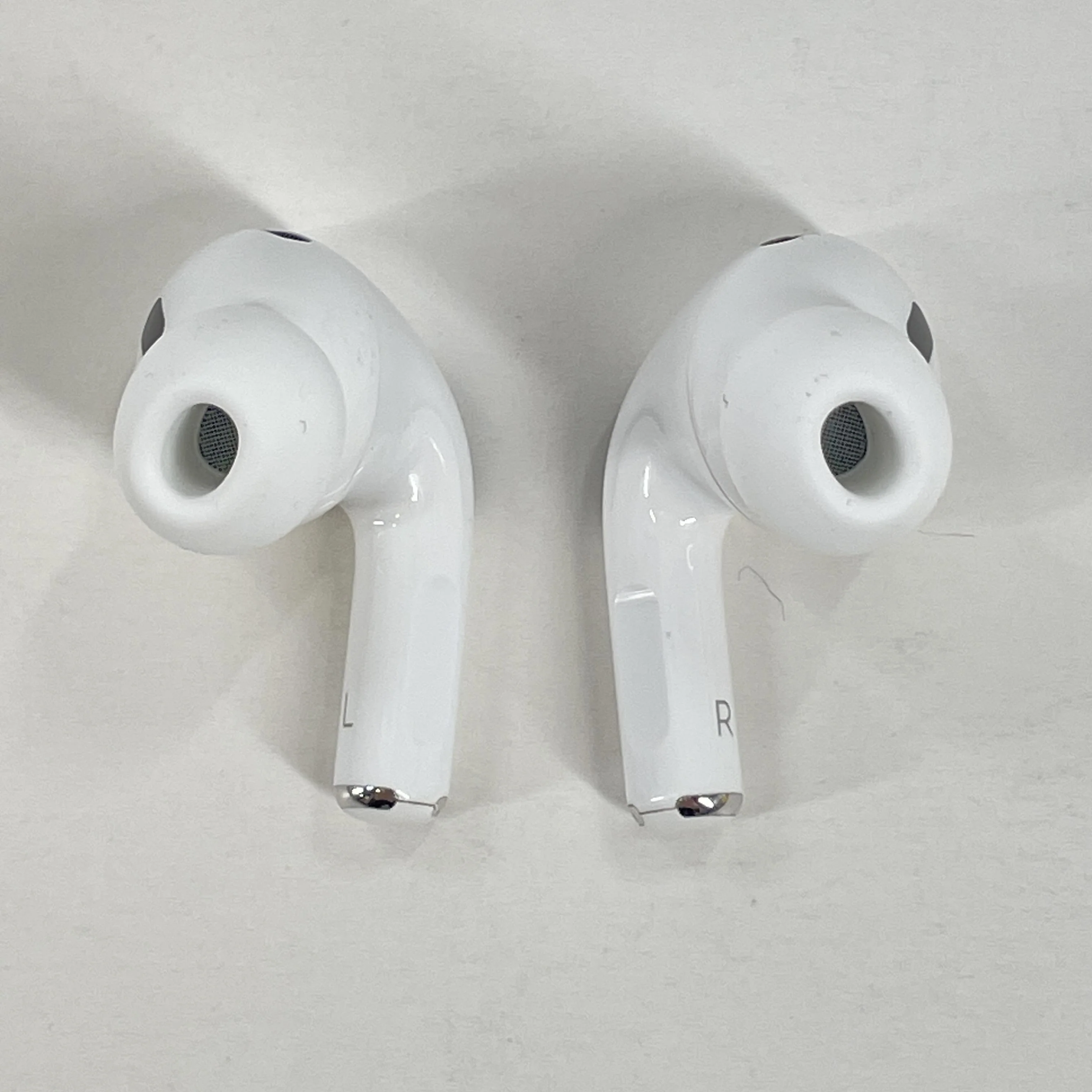 Apple AirPods Pro (2nd Gen.) USB-C White - Image 12