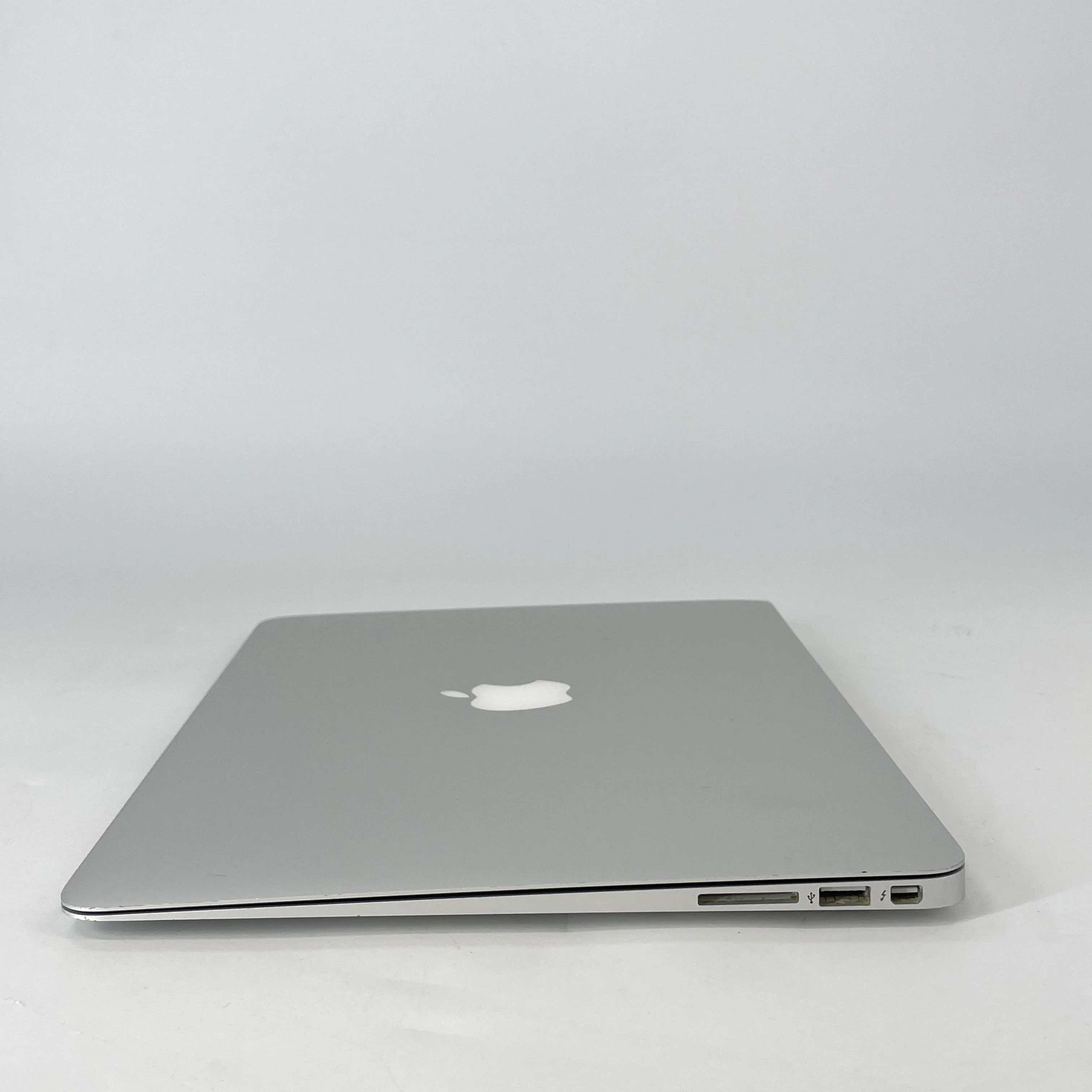 Apple MacBook Air 13 2017 Silver 1.6 GHz Intel Core i5 5th Gen. 8GB RAM 128GB Solid State Drive Intel UHD 617 - Image 9
