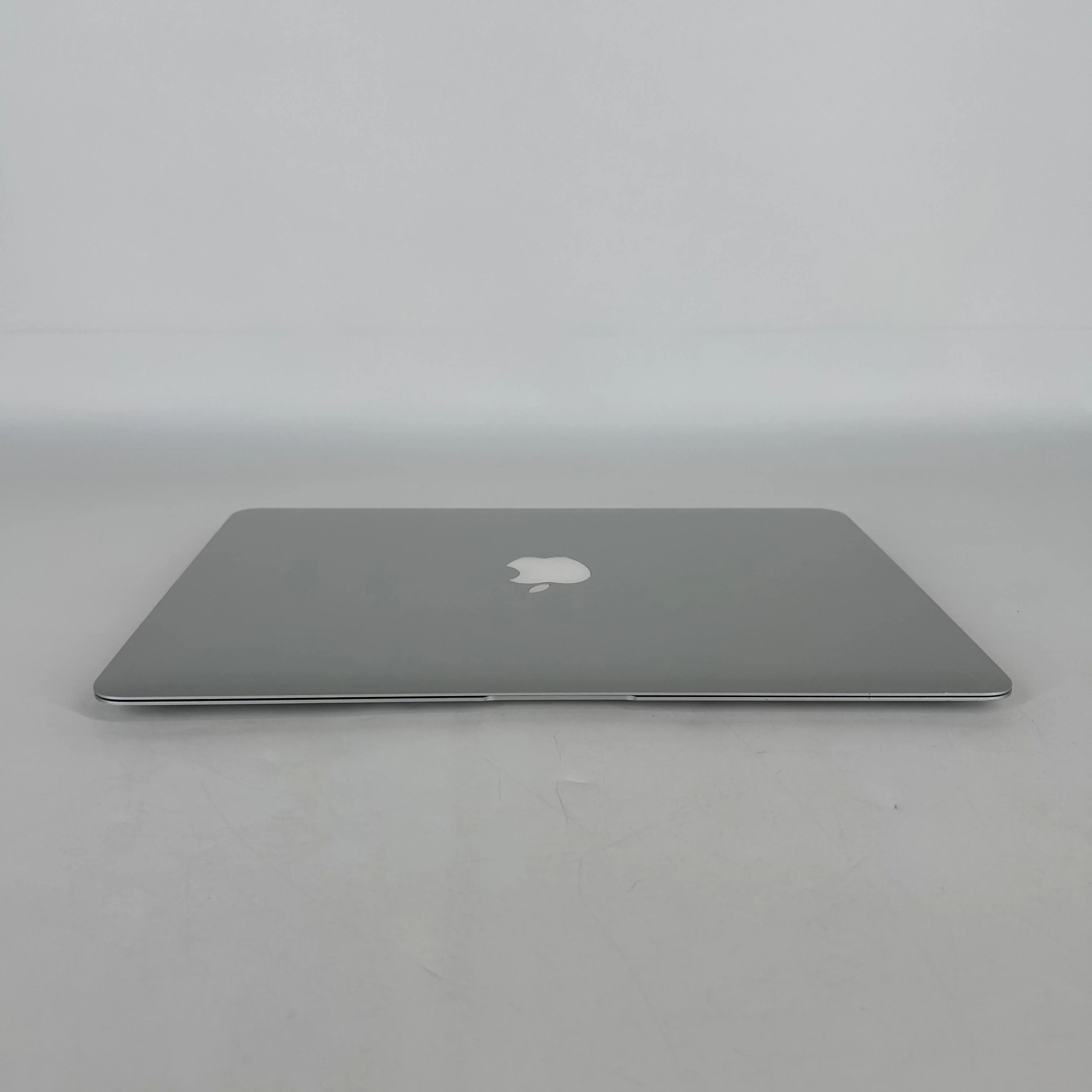 Apple MacBook Air 13 Early 2015 Silver 1.8 GHz Intel Core i5 5th Gen. 8GB RAM 256GB Solid State Drive - Image 8