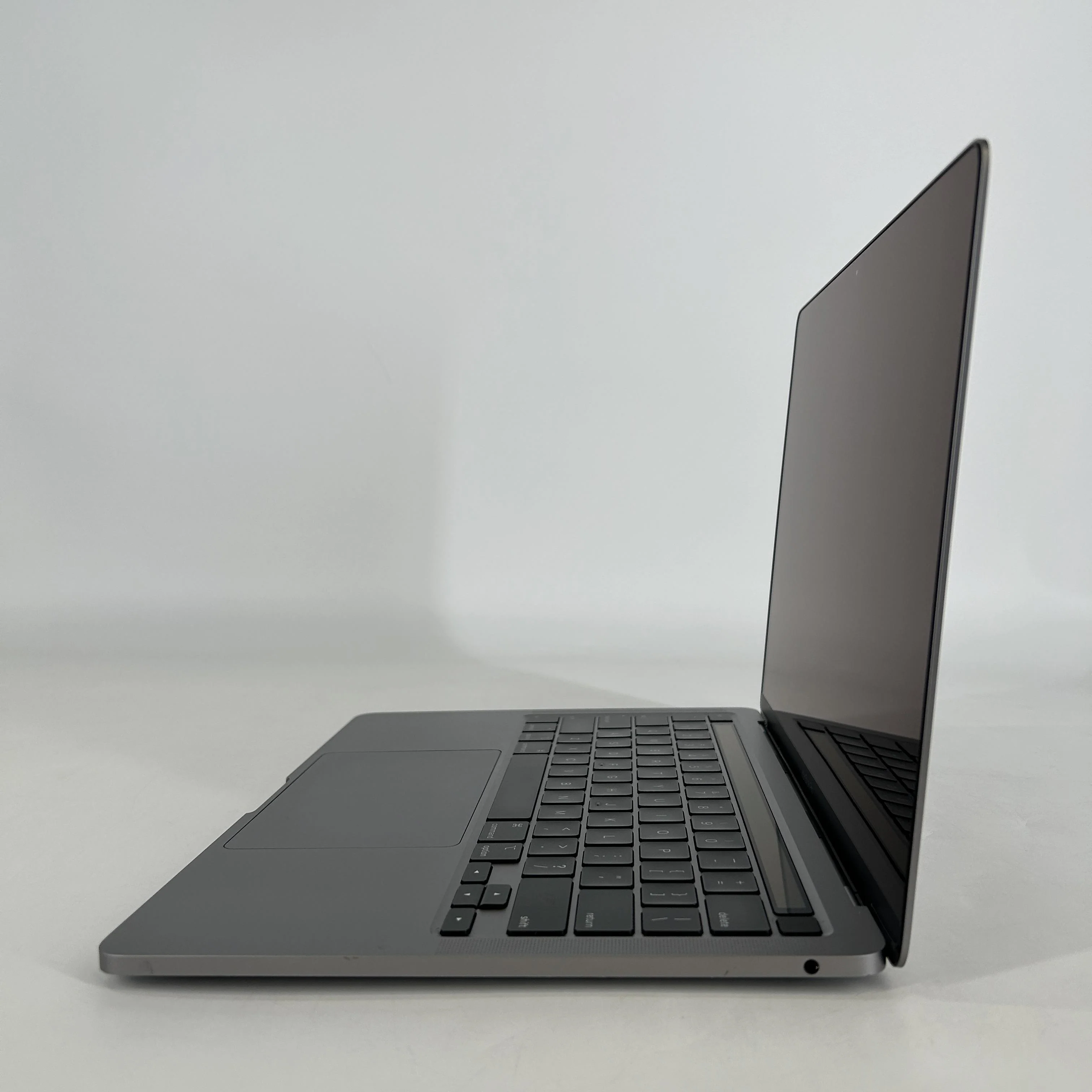 Apple MacBook Pro 13 2020 Space Gray 1.4 GHz Intel Core i5 8th Gen. 8GB RAM 512GB Solid State Drive Intel Iris Plus 645 - Image 4