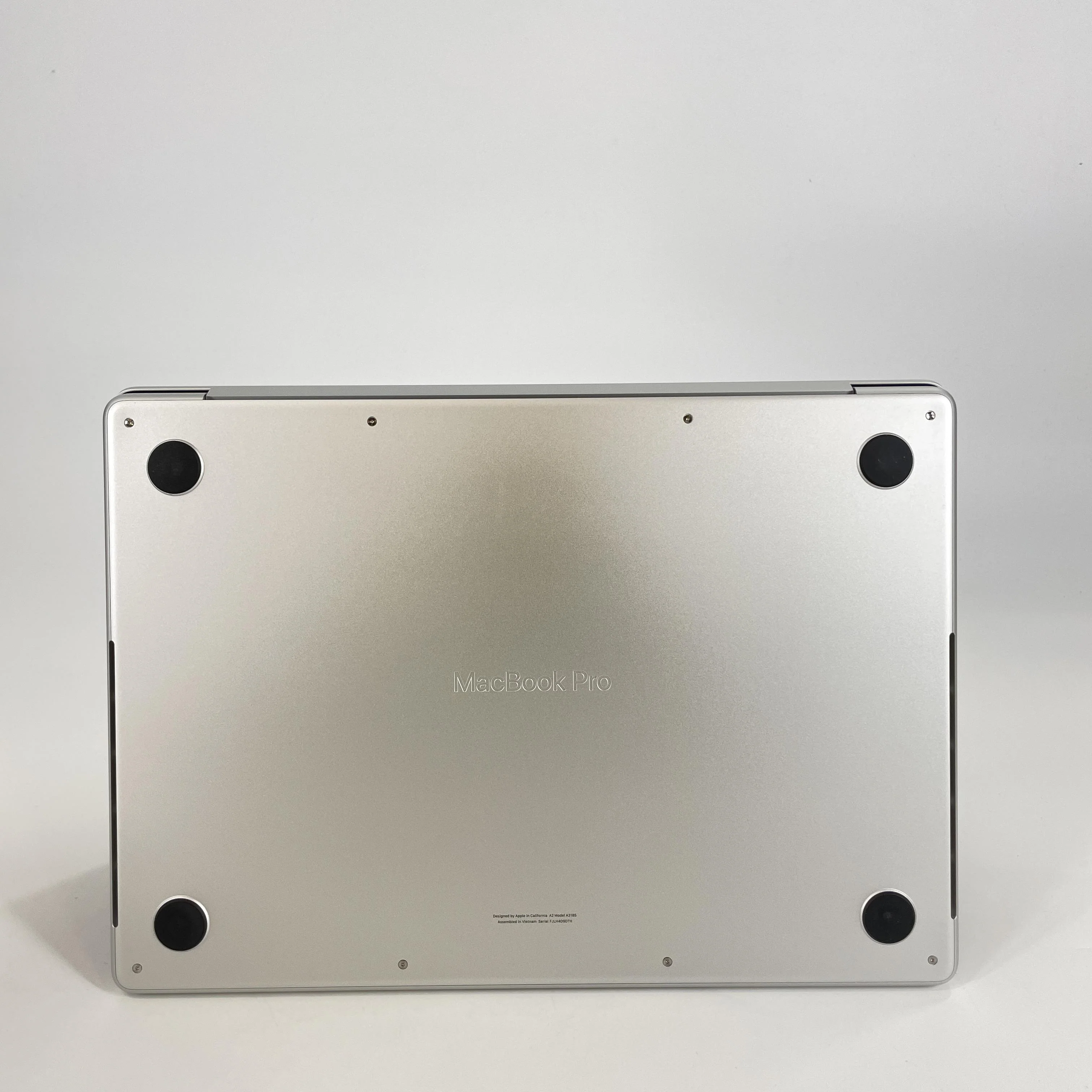 Apple MacBook Pro 14 2024 Silver M4 Max 14-Core CPU 36GB Unified Memory 2TB Solid State Drive 32-Core GPU - Image 6