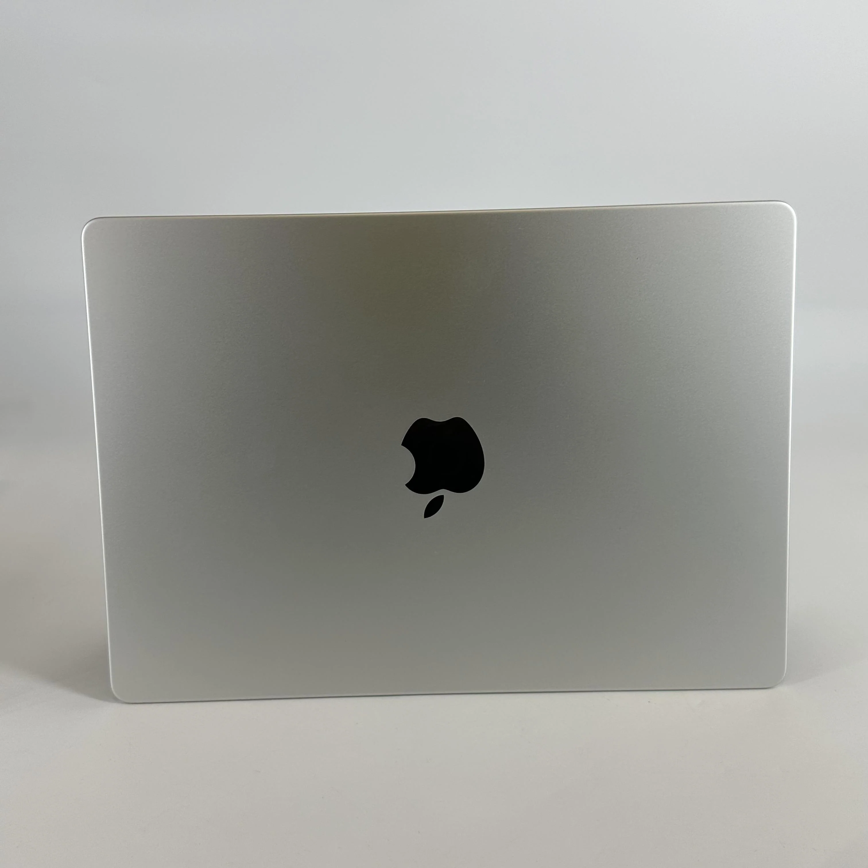 Apple MacBook Pro 14 2024 Silver M4 Pro 14-Core CPU 24GB Unified Memory 1TB Solid State Drive 20-Core GPU - Image 8