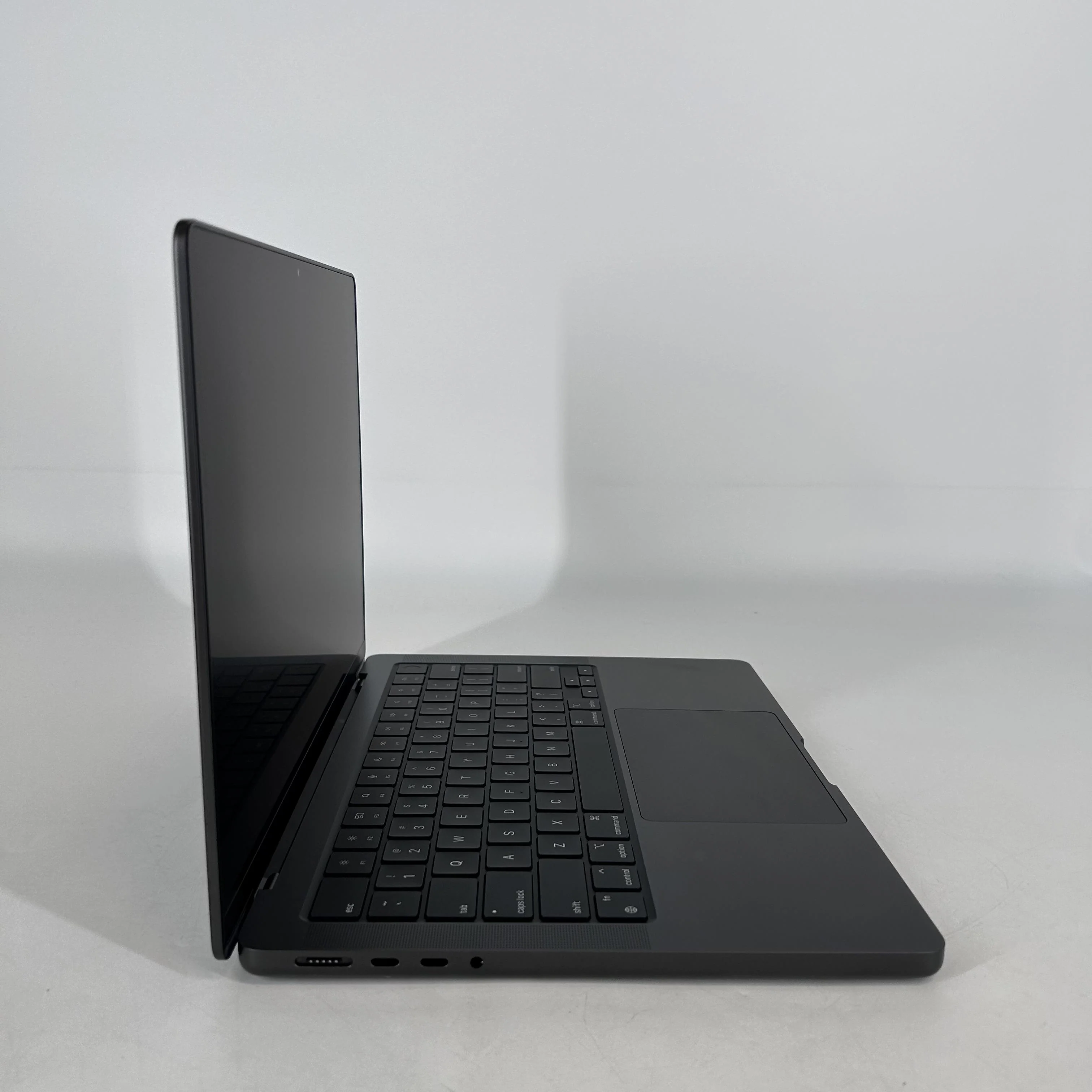 Apple MacBook Pro 14 2024 Space Black M4 Max 16-Core CPU 128GB Unified Memory 8TB Solid State Drive 40-Core GPU - Image 3