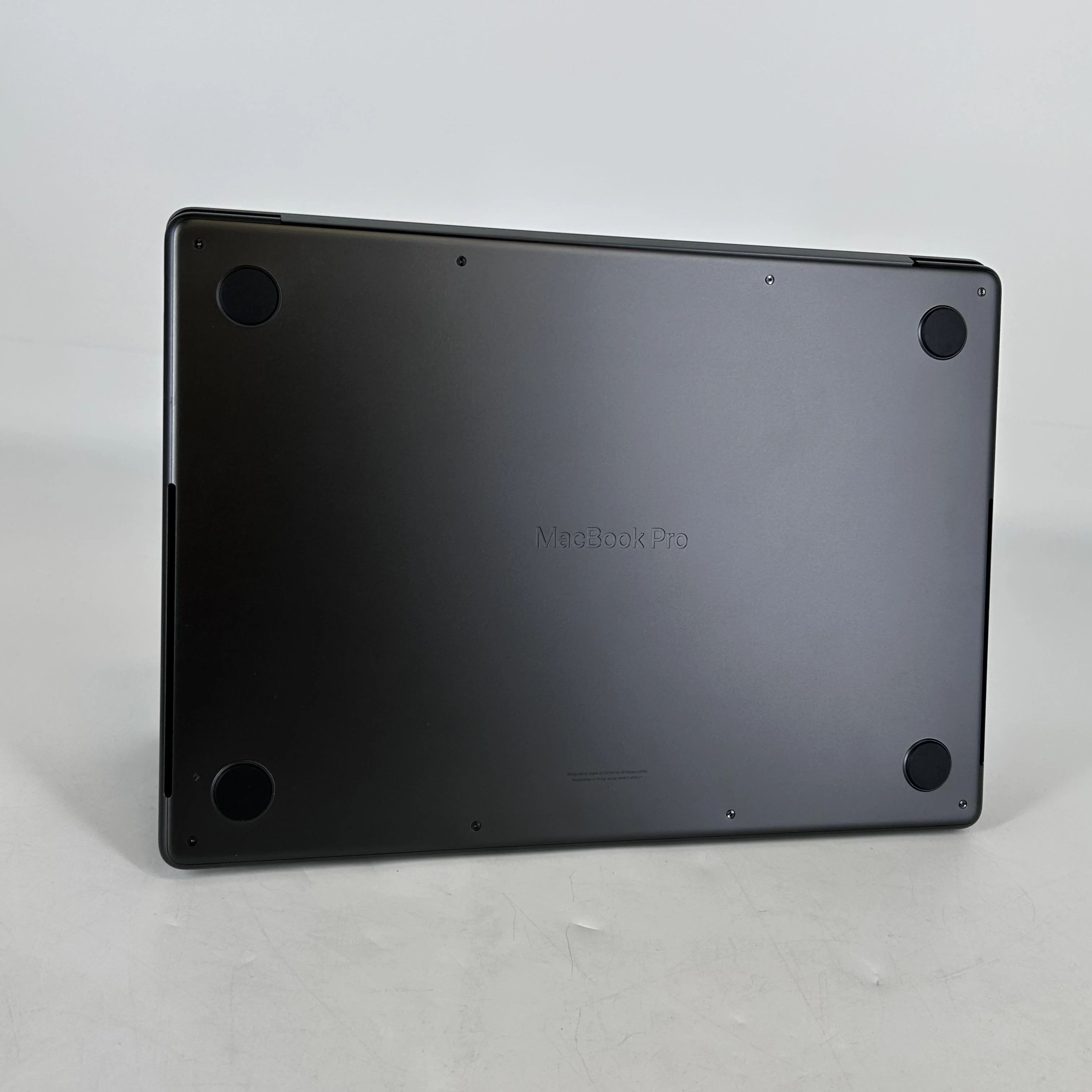 Apple MacBook Pro 14 2024 Space Black M4 Max 16-Core CPU 128GB Unified Memory 8TB Solid State Drive 40-Core GPU - Image 6