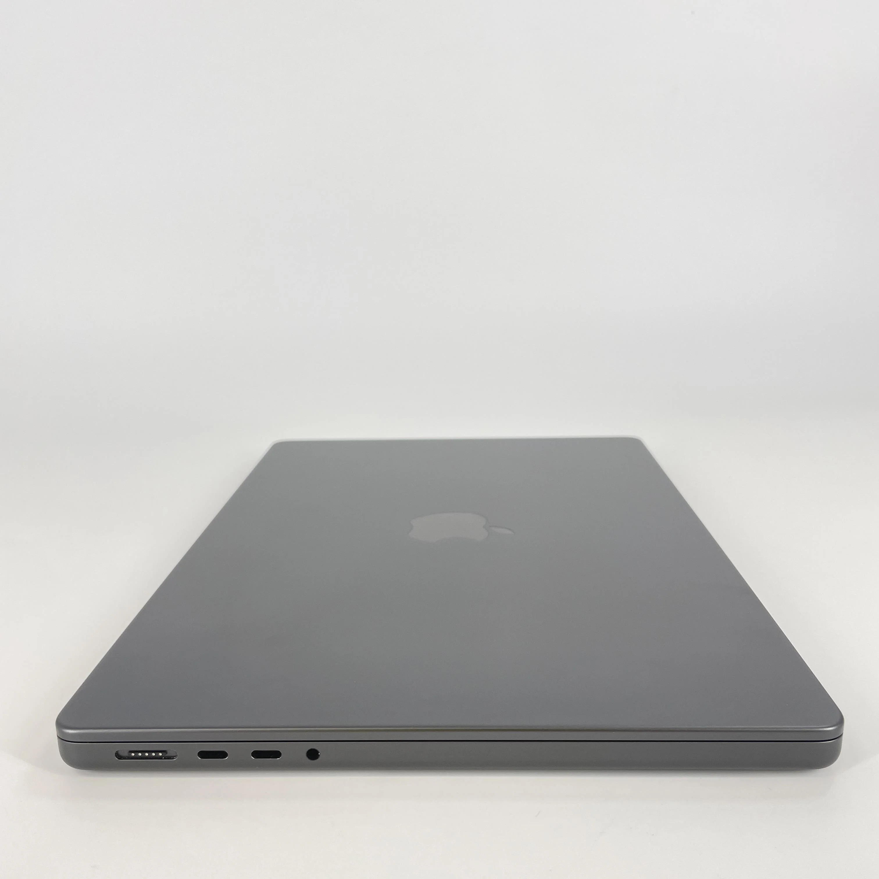 Apple MacBook Pro 14 2024 Space Black M4 Pro 14-Core CPU 48GB Unified Memory 2TB Solid State Drive 20-Core GPU - Image 10