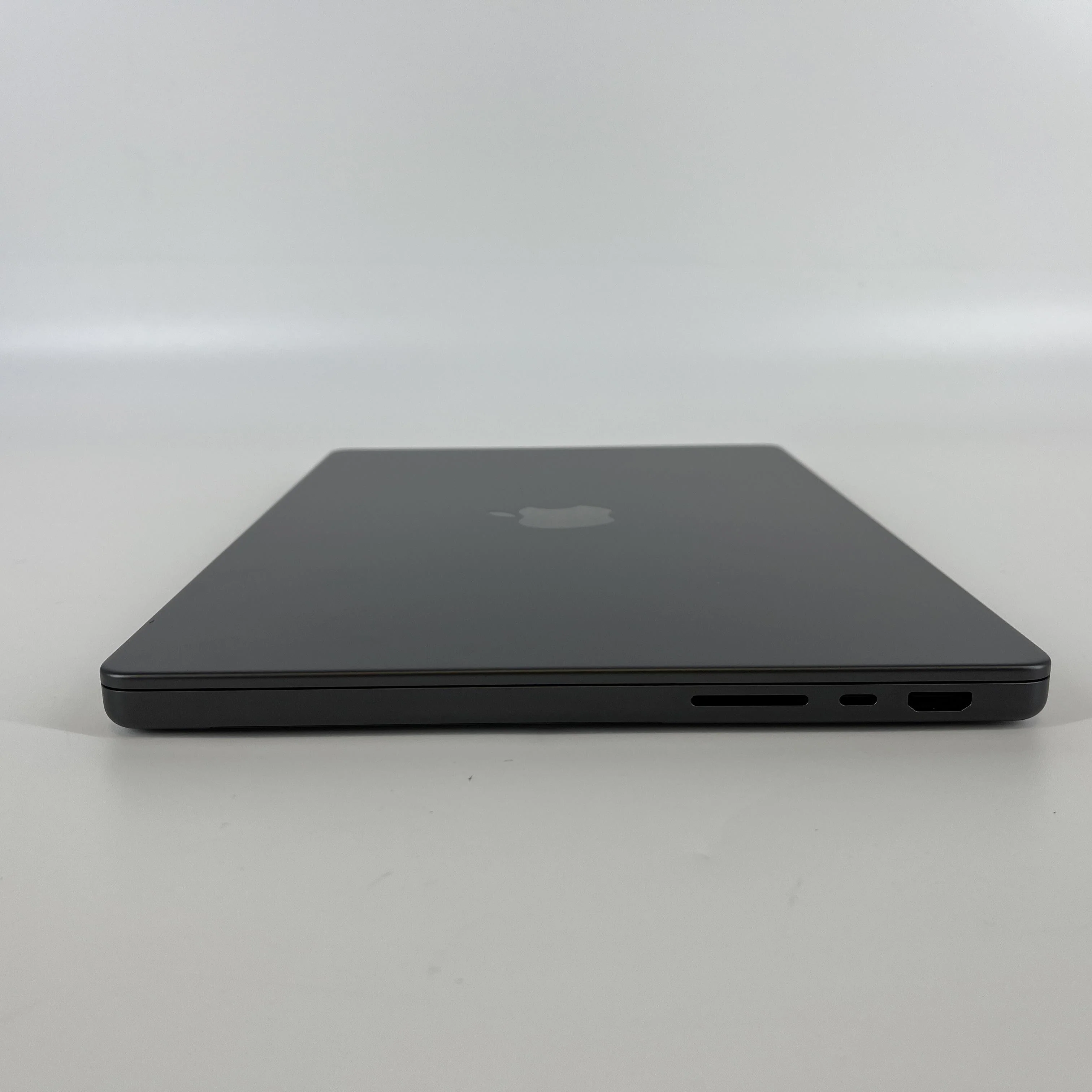 Apple MacBook Pro 14 2024 Space Black M4 Pro 14-Core CPU 48GB Unified Memory 2TB Solid State Drive 20-Core GPU - Image 12