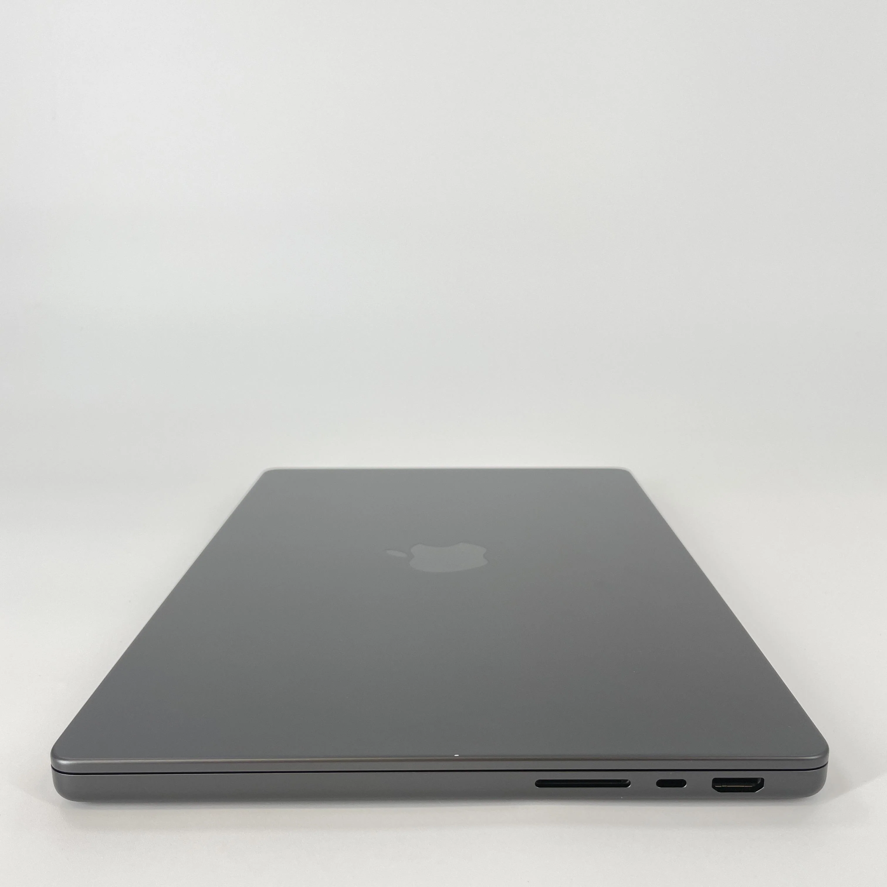 Apple MacBook Pro 14 2024 Space Black M4 Pro 14-Core CPU 48GB Unified Memory 2TB Solid State Drive 20-Core GPU - Image 10