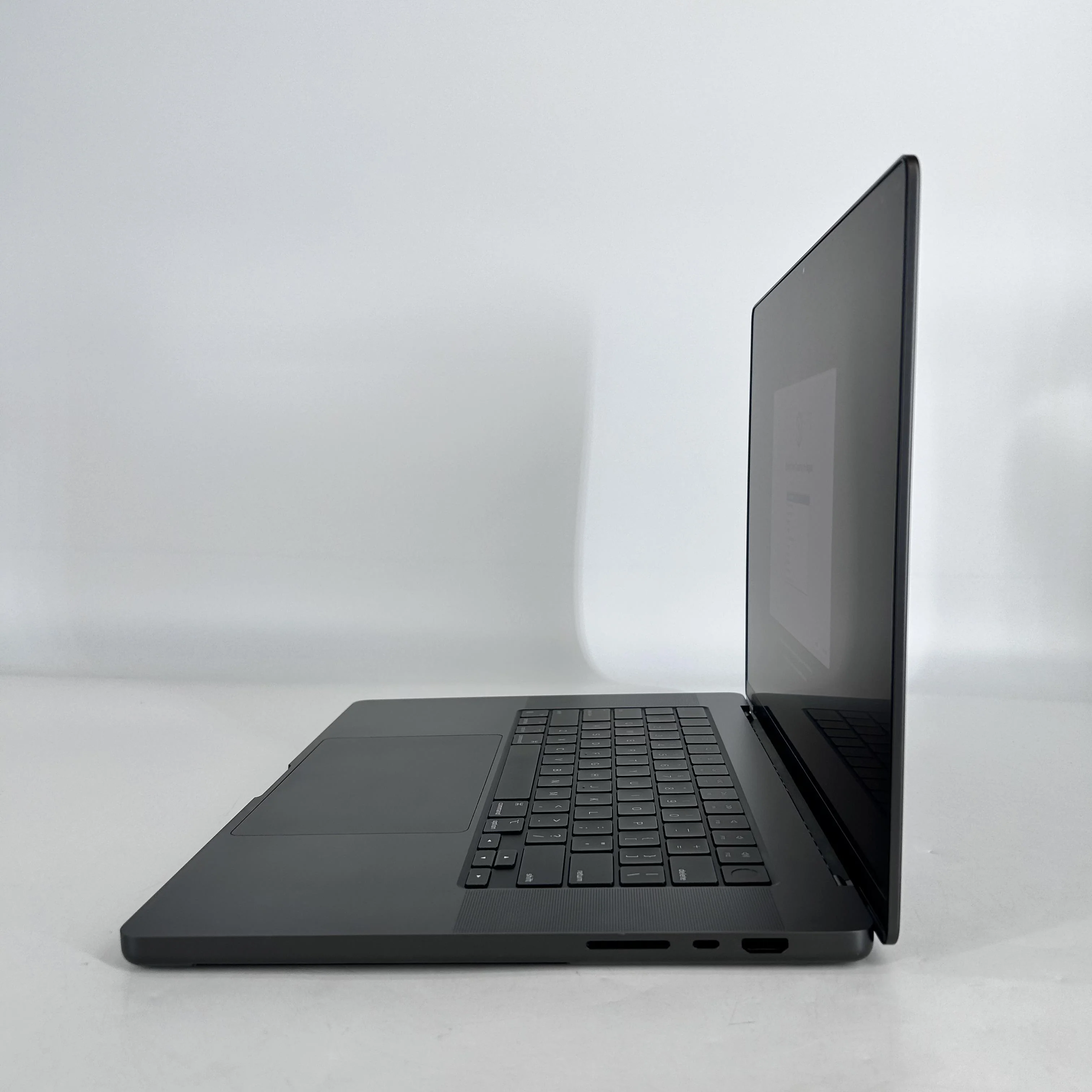 Apple MacBook Pro 16 2024 Space Black M4 Pro 14-Core CPU 24GB Unified Memory 512GB Solid State Drive 20-Core GPU - Image 4