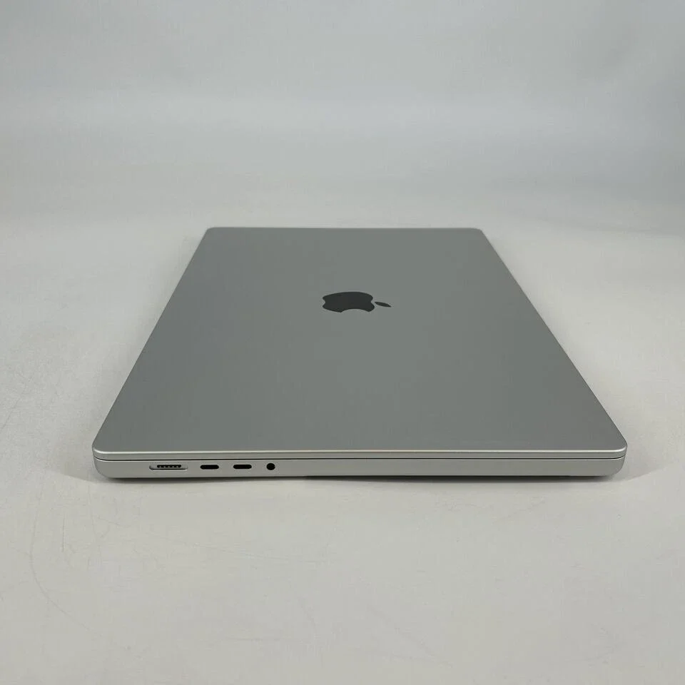 Apple MacBook Pro 16 2026 Space Black M5 Max 18-Core CPU 64GB Unified Memory 8TB Solid State Drive 40-Core GPU - Image 9