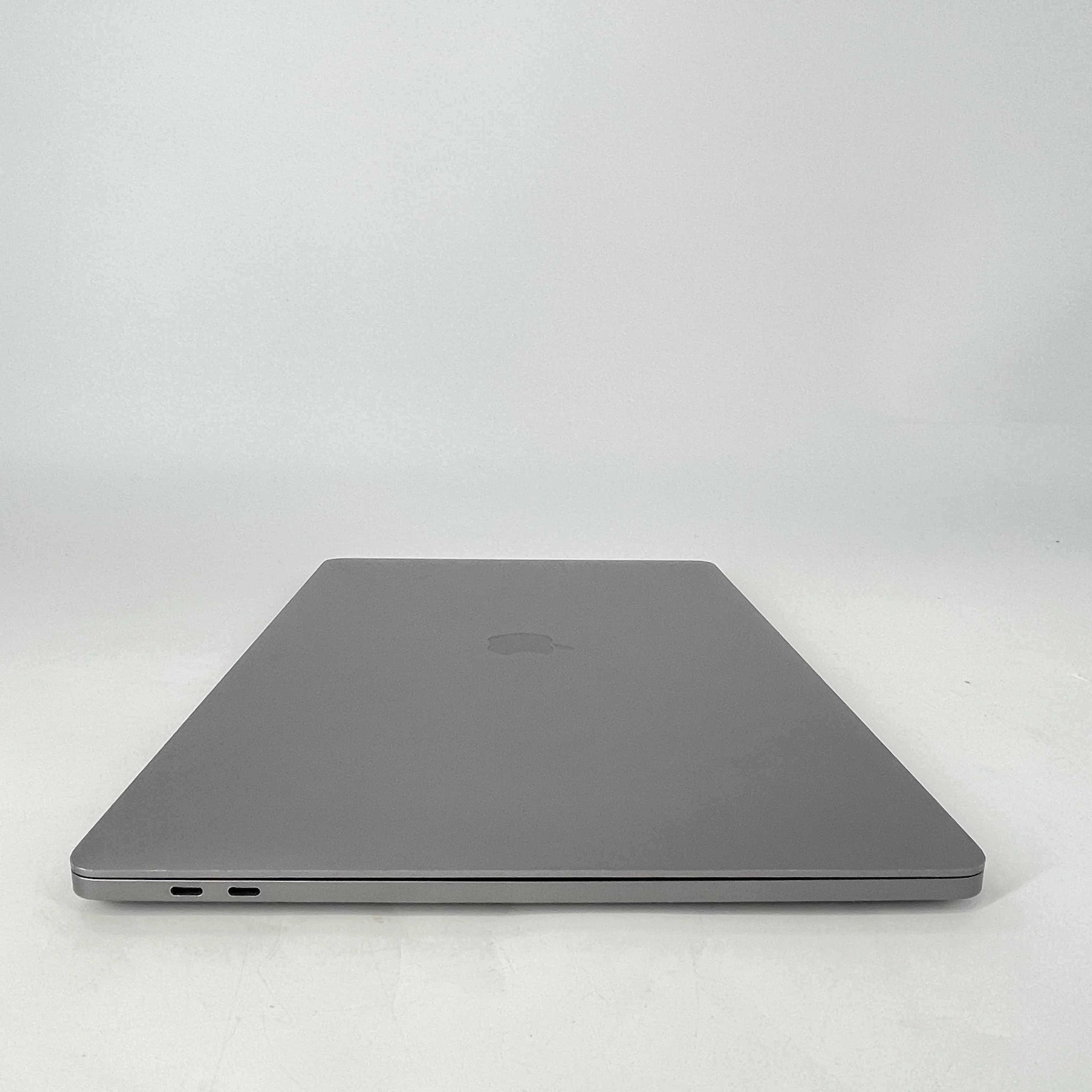 Apple MacBook Pro 16 Touch Bar 2019 Silver 2.4 GHz Intel Core i9 9th Gen. 32GB RAM 1TB Solid State Drive AMD Radeon Pro 5500M 8 GB - Image 7