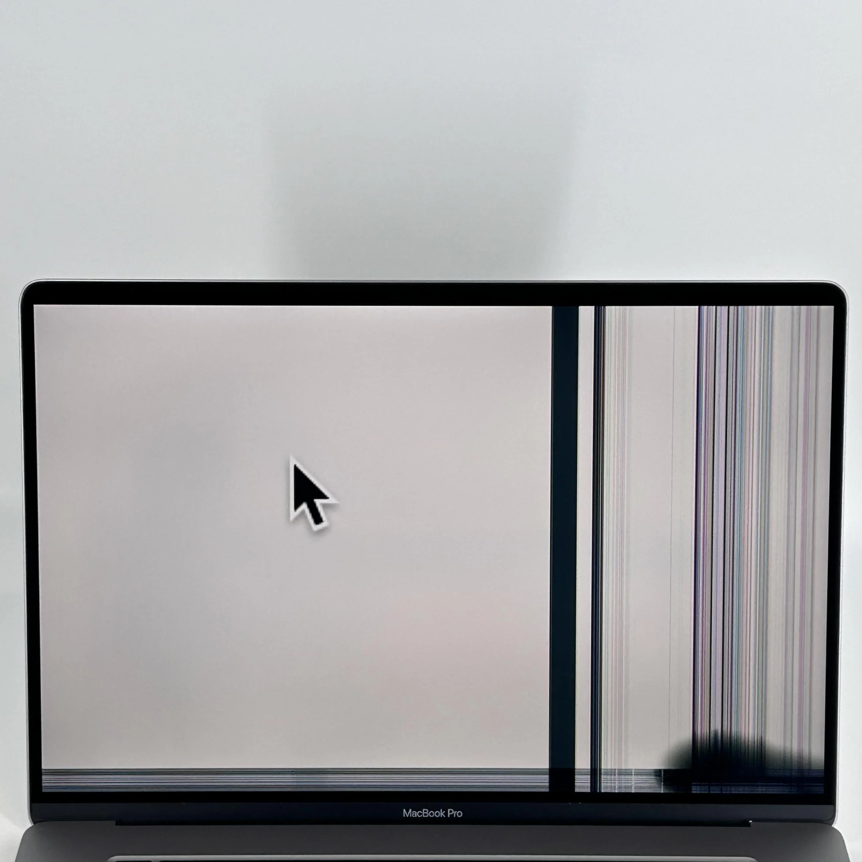 Apple MacBook Pro 16 Touch Bar 2019 Space Gray 2.3 GHz Intel Core i9 9th Gen. 16GB RAM 1TB Solid State Drive AMD Radeon Pro 5500M 4 GB - Image 11