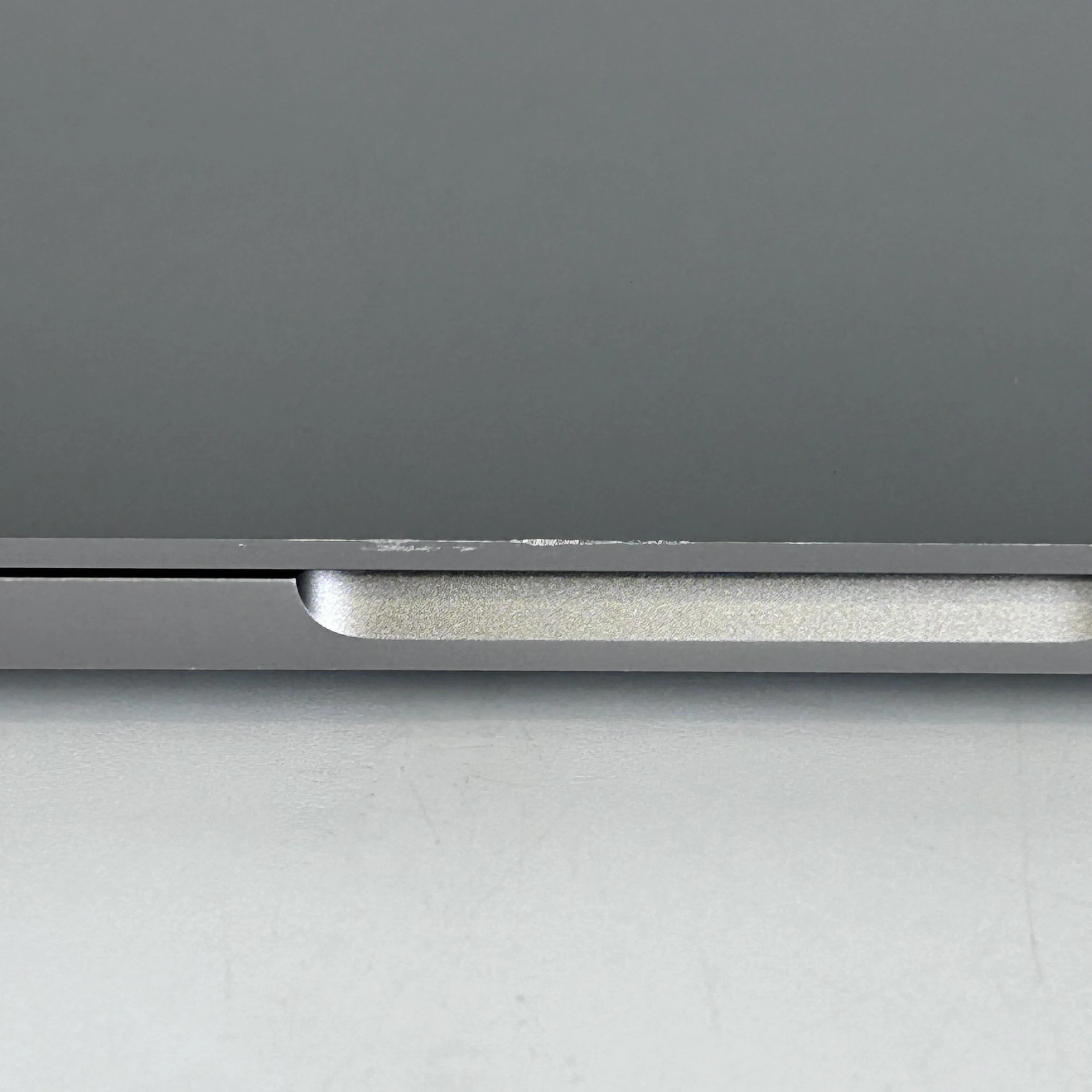 Apple MacBook Pro 16 Touch Bar 2019 Space Gray 2.3 GHz Intel Core i9 9th Gen. 32GB RAM 1TB Solid State Drive AMD Radeon Pro 5500M 8 GB - Image 15