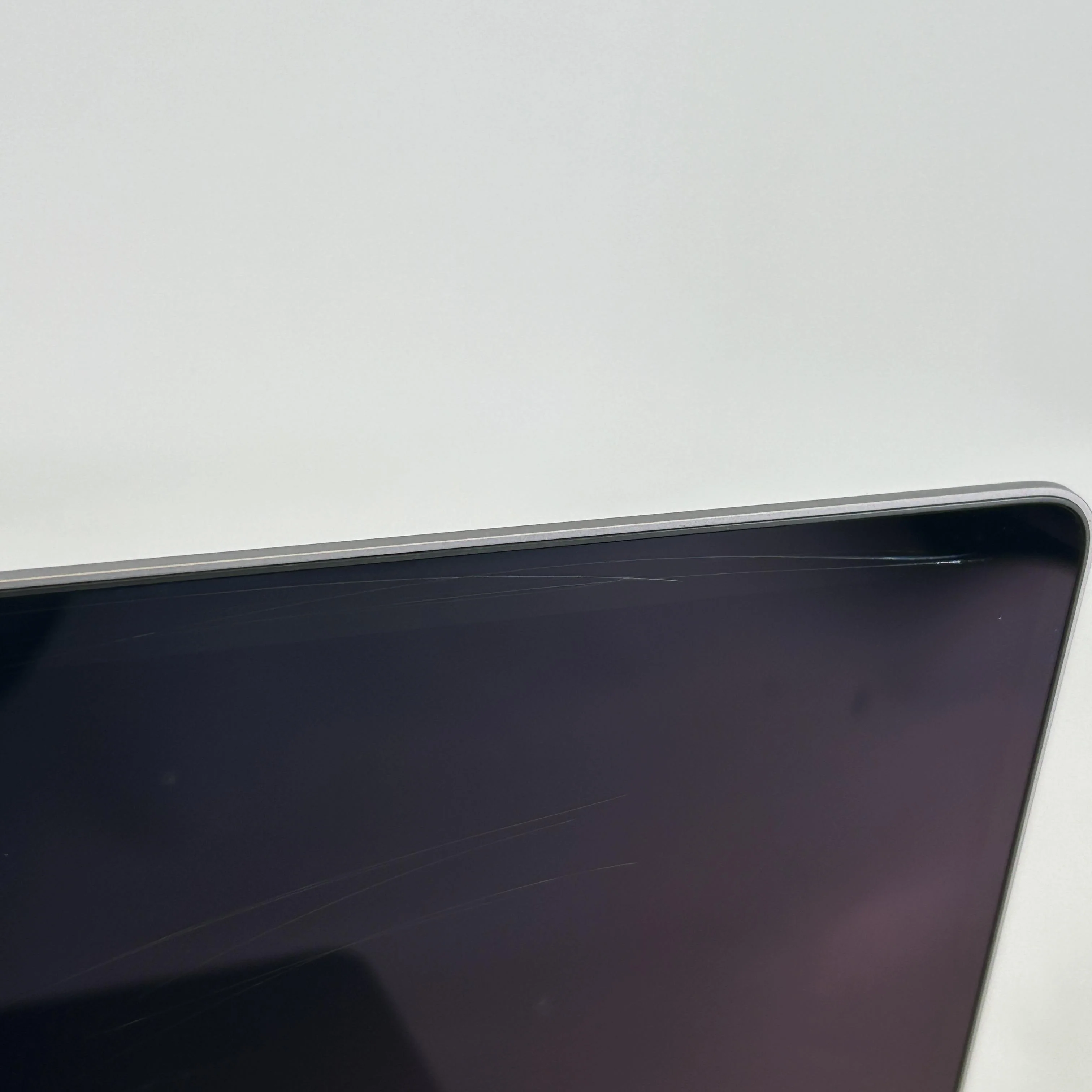 Apple MacBook Pro 16 Touch Bar 2019 Space Gray 2.4 GHz Intel Core i9 9th Gen. 64GB RAM 2TB Solid State Drive AMD Radeon Pro 5600M 8 GB - Image 11