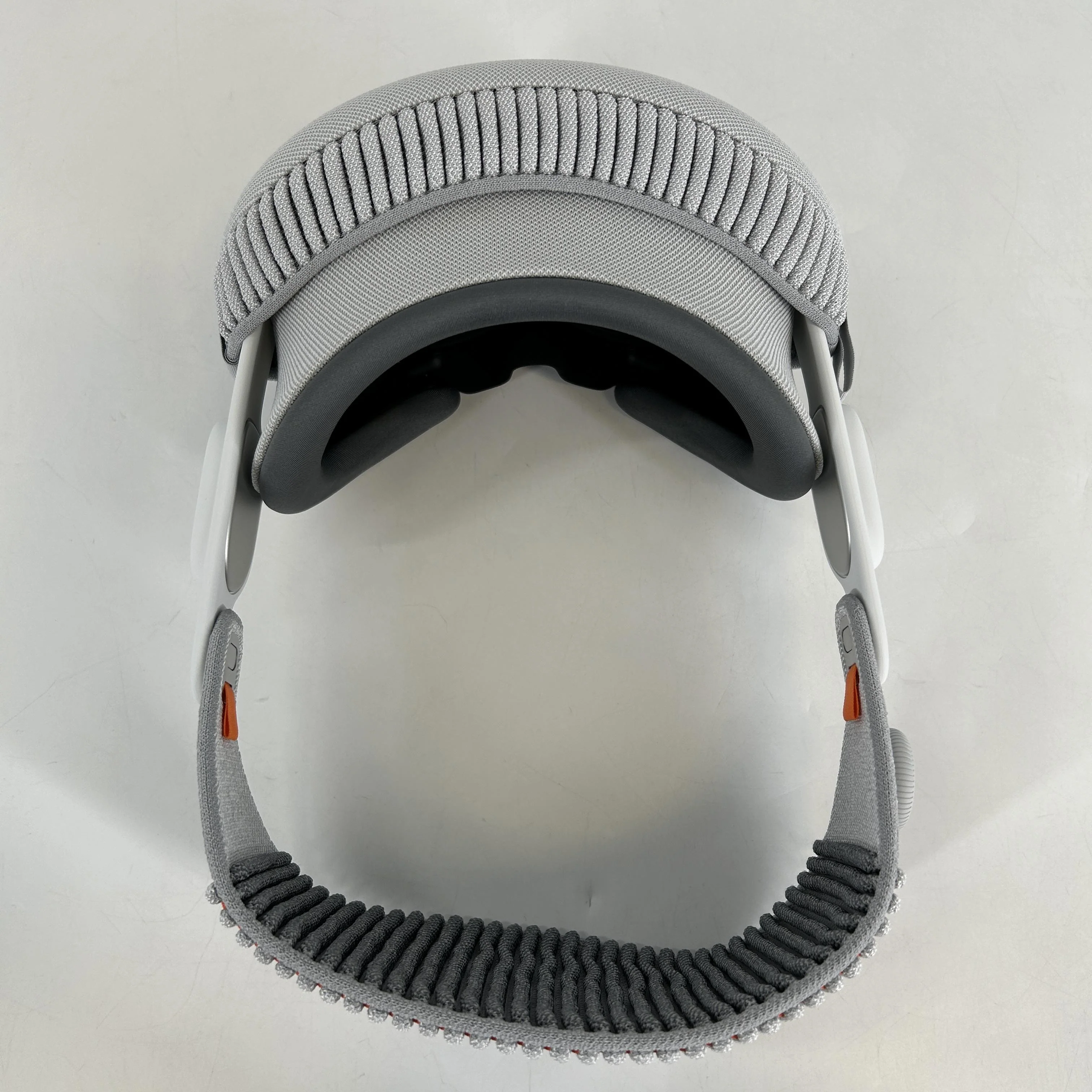 Apple Vision Pro 1TB - Image 6