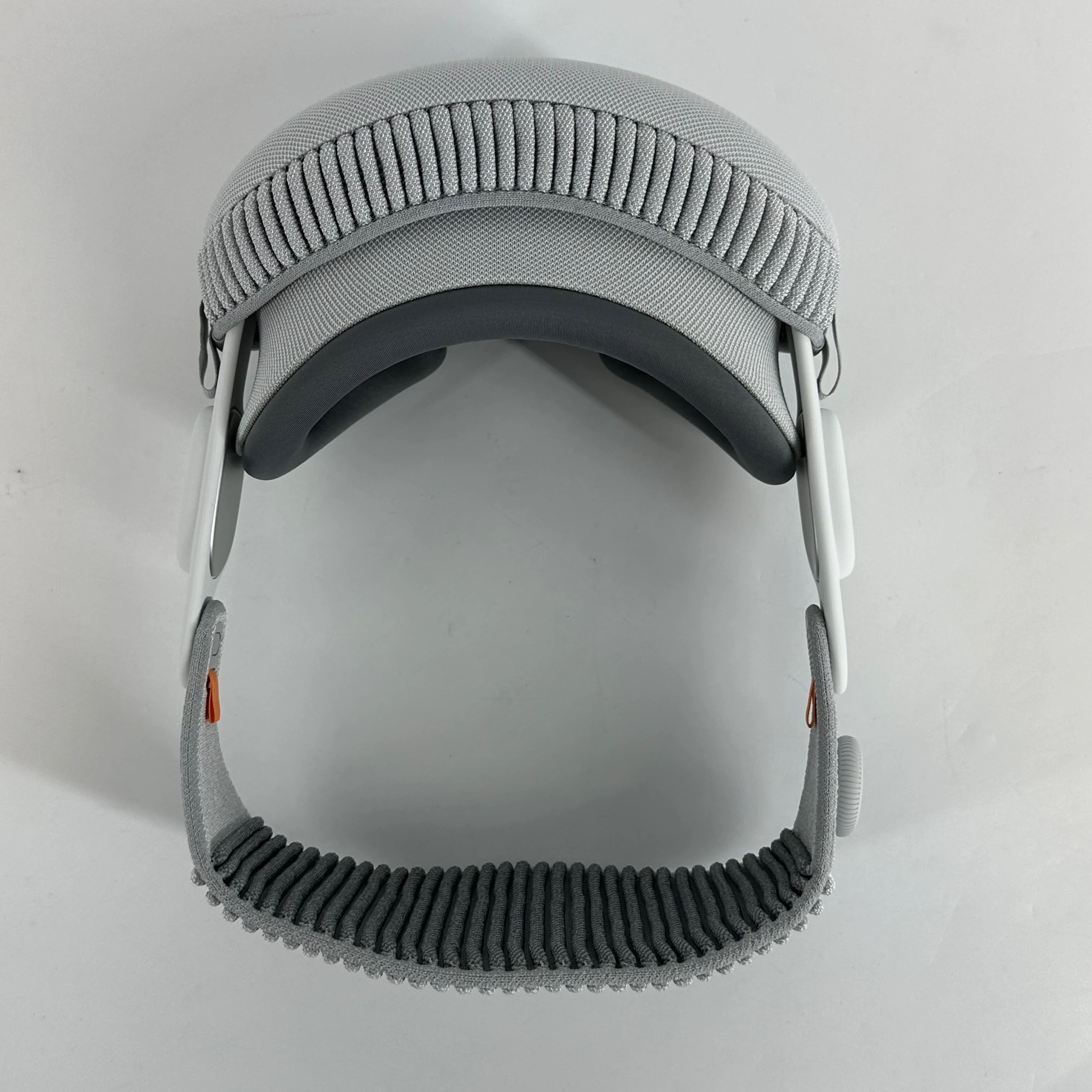 Apple Vision Pro 1TB - Image 8