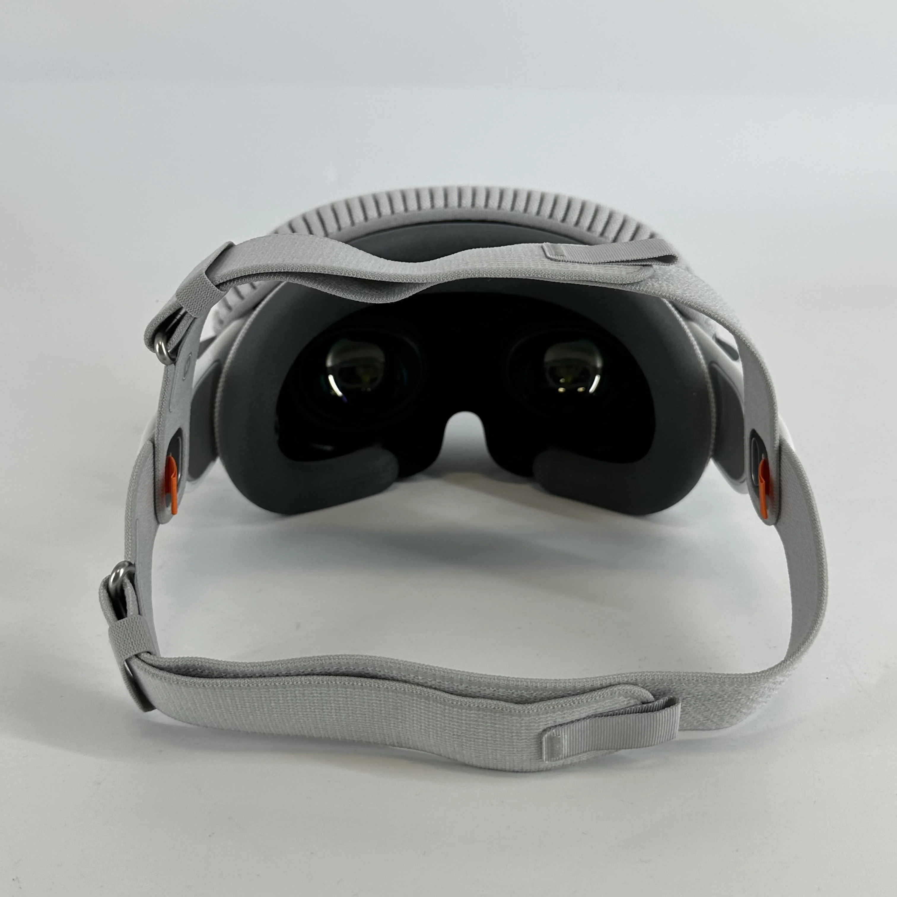 Apple Vision Pro 1TB - Image 5