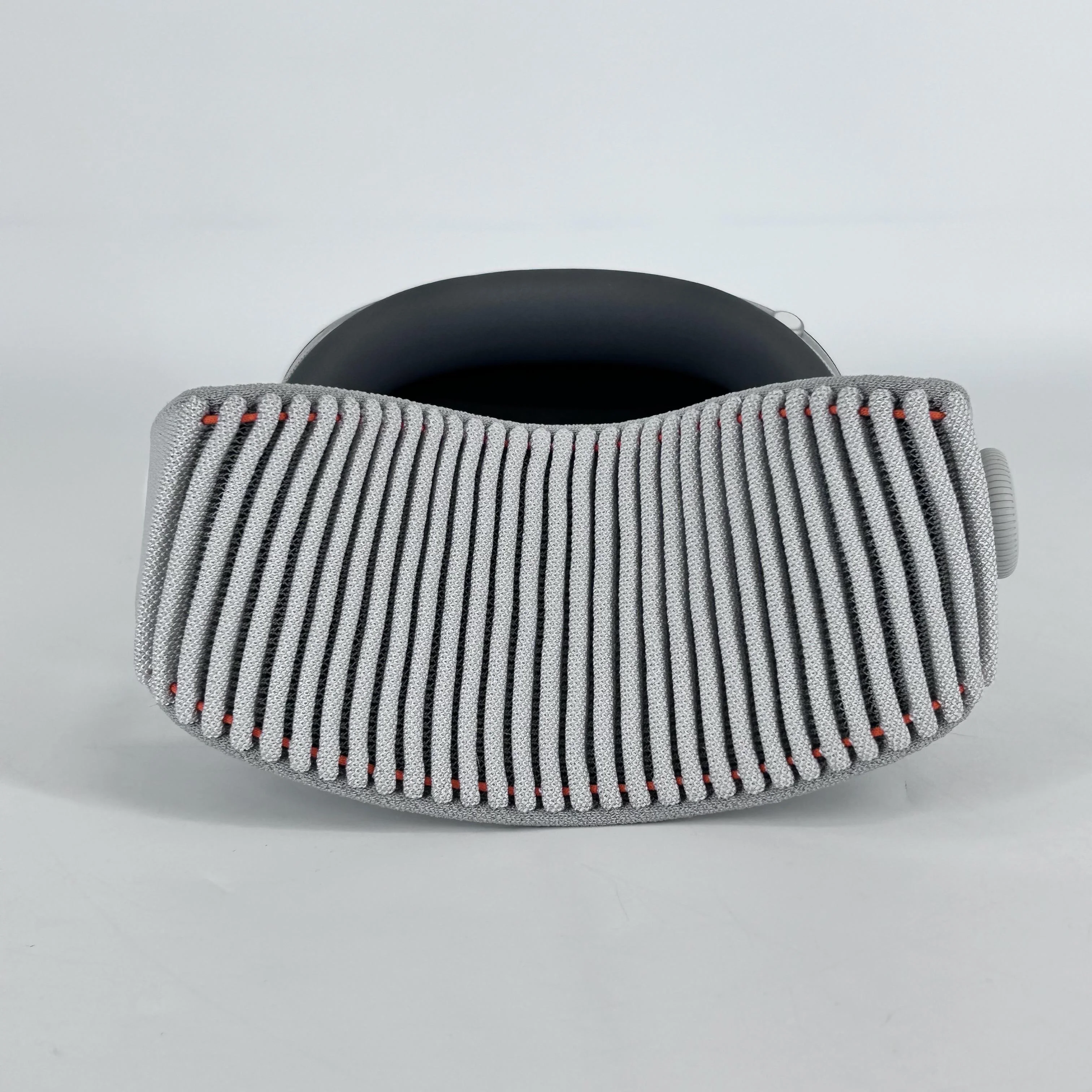 Apple Vision Pro 1TB - Image 4